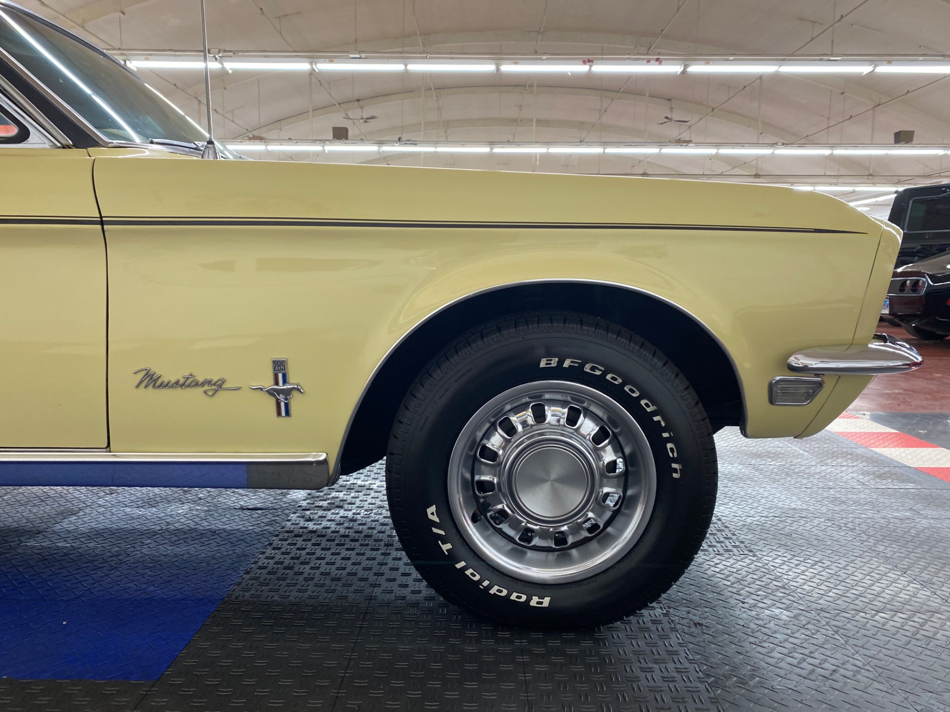 Used 1968 Ford Mustang -COUPE - MANUAL TRANS - CLEAN BODY - SEE VIDEO - | Mundelein, IL