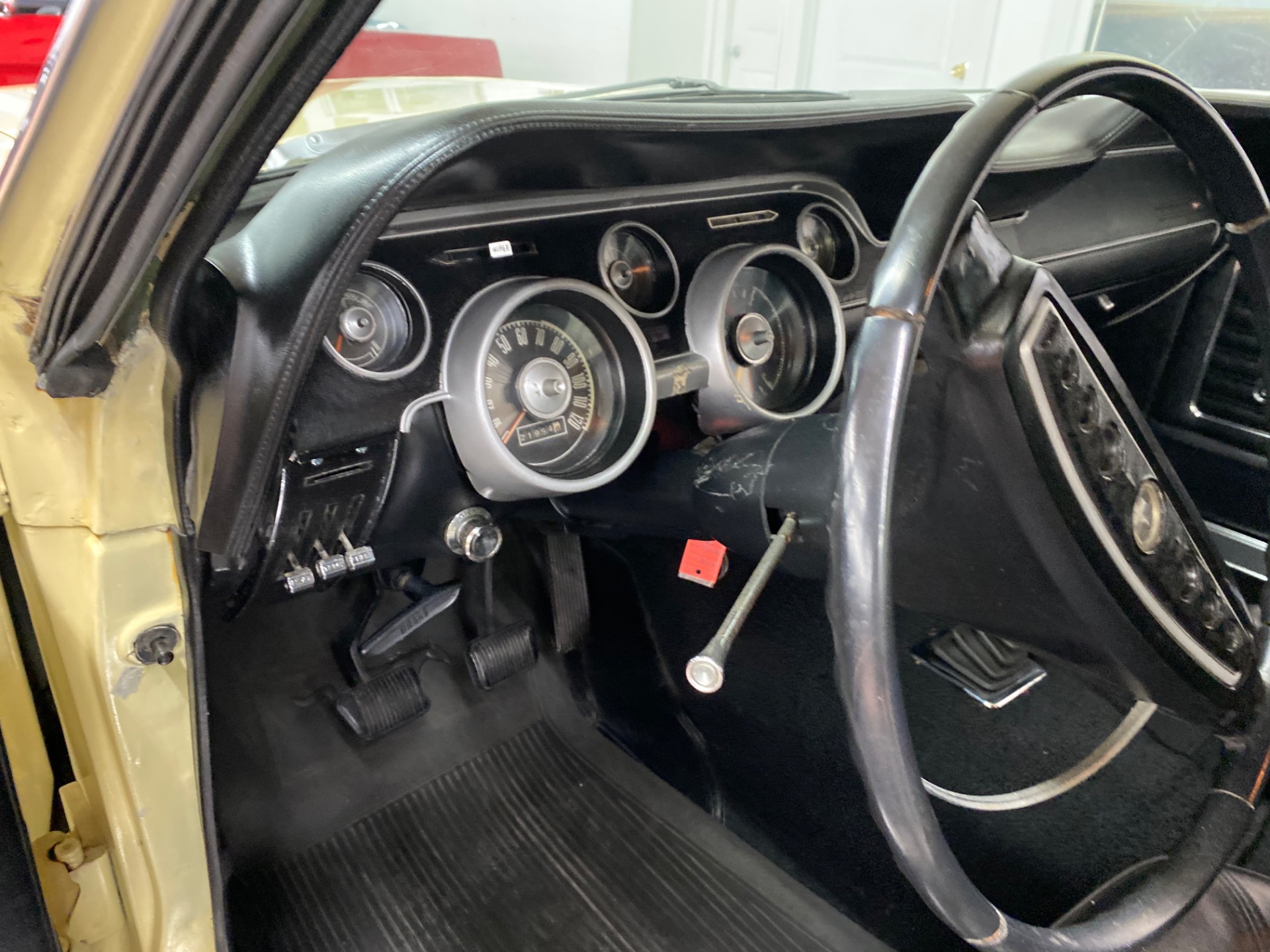 Used 1968 Ford Mustang -COUPE - MANUAL TRANS - CLEAN BODY - SEE VIDEO - | Mundelein, IL