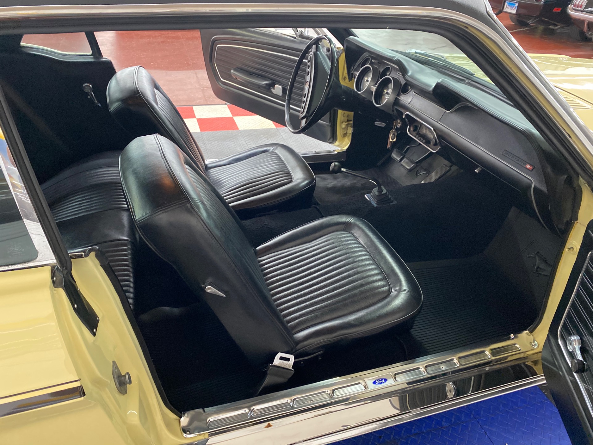 Used 1968 Ford Mustang -COUPE - MANUAL TRANS - CLEAN BODY - SEE VIDEO - | Mundelein, IL