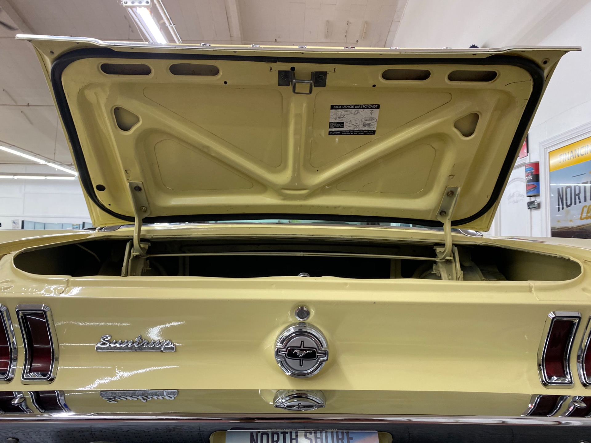 Used 1968 Ford Mustang -COUPE - MANUAL TRANS - CLEAN BODY - SEE VIDEO - | Mundelein, IL