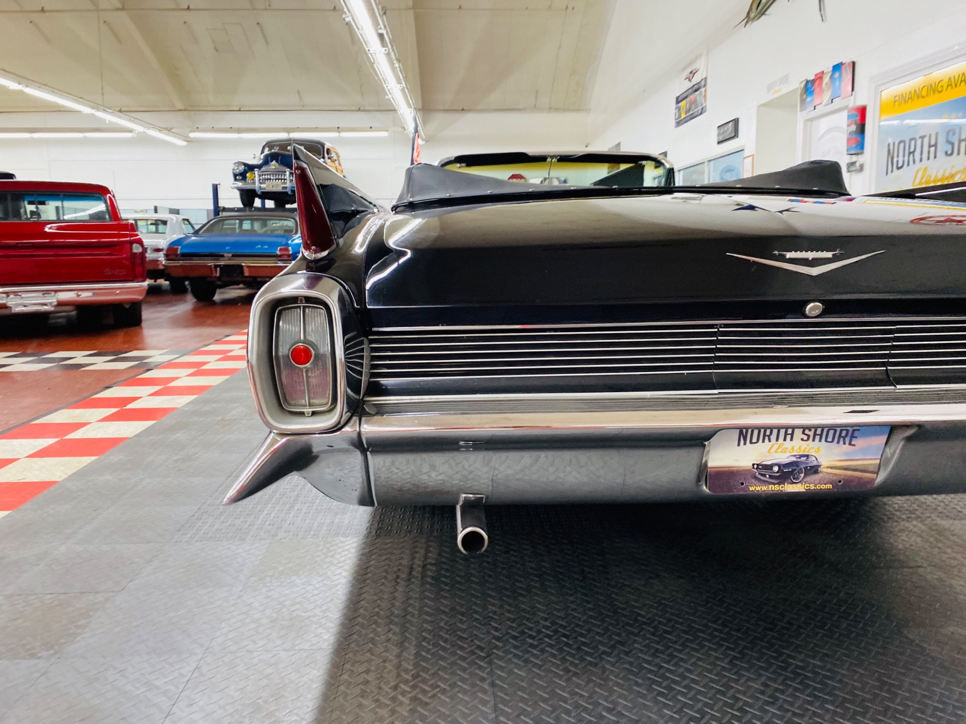 Used 1962 Cadillac Series 62 - CONVERTIBLE - BEAUTIFUL BLACK/WHITE COMBO - RUNS AND DRIVES EXCELLENT - | St. Petersburg, FL