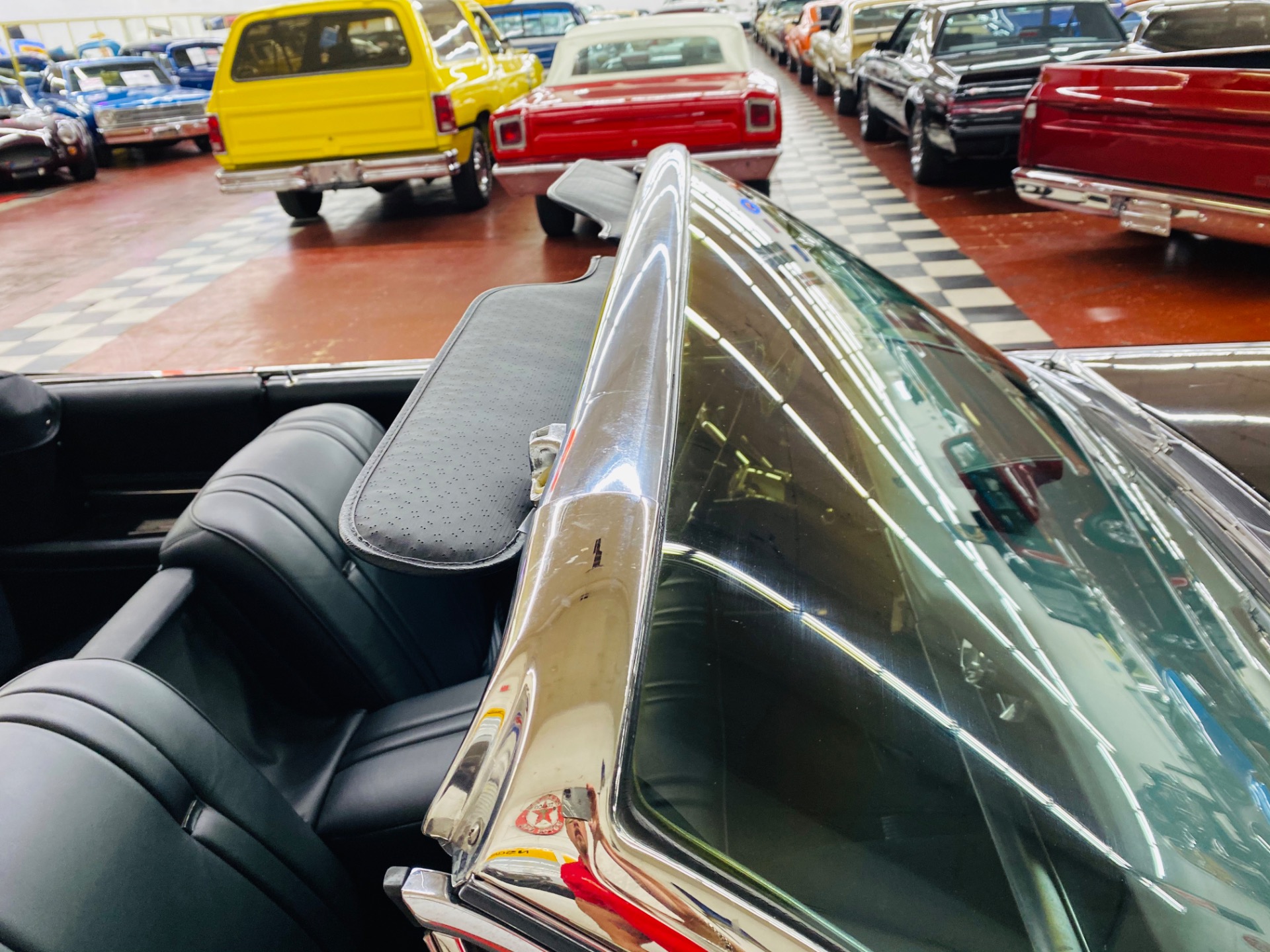 Used 1962 Cadillac Series 62 - CONVERTIBLE - BEAUTIFUL BLACK/WHITE COMBO - RUNS AND DRIVES EXCELLENT - | St. Petersburg, FL