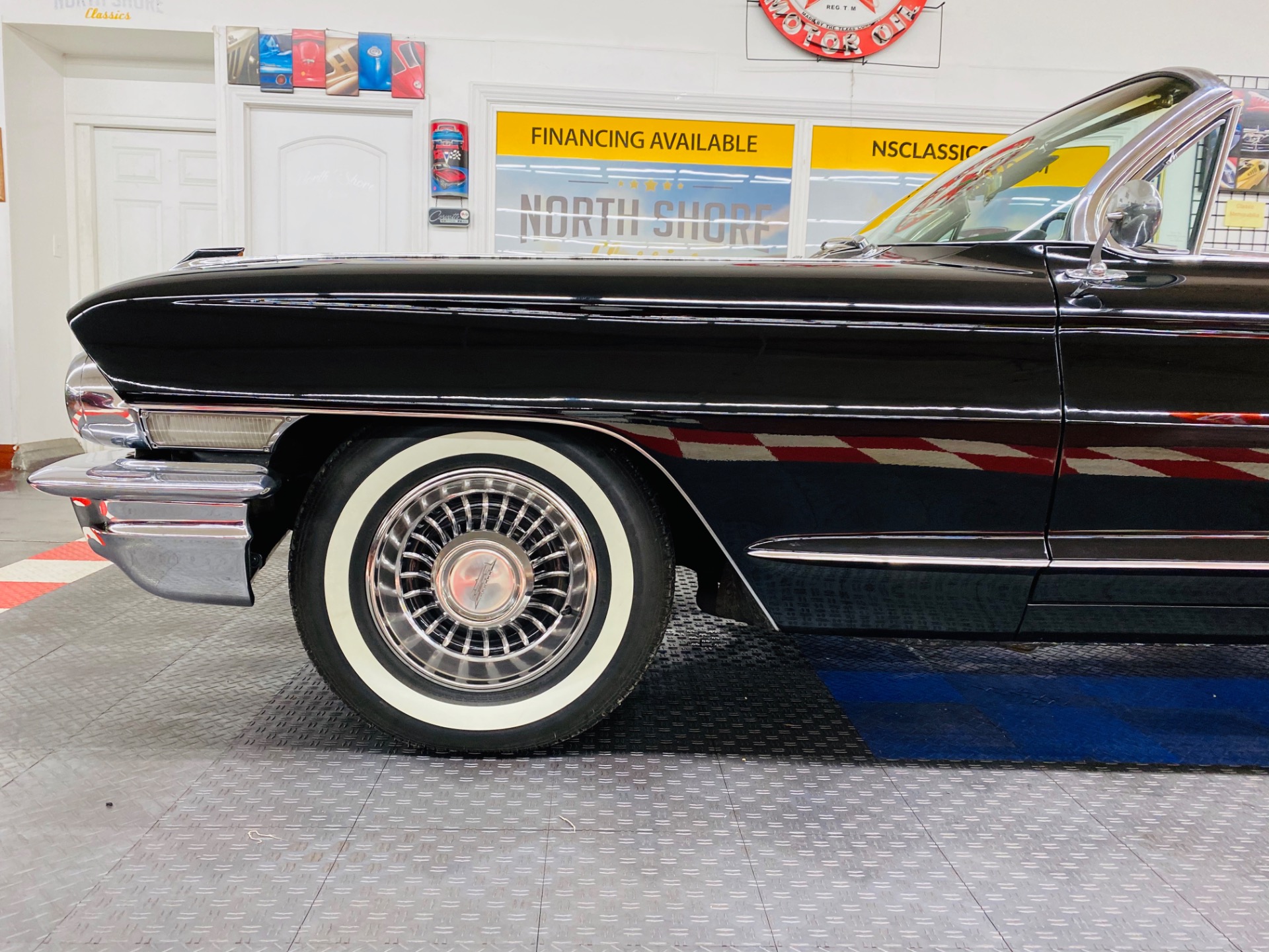 Used 1962 Cadillac Series 62 - CONVERTIBLE - BEAUTIFUL BLACK/WHITE COMBO - RUNS AND DRIVES EXCELLENT - | St. Petersburg, FL