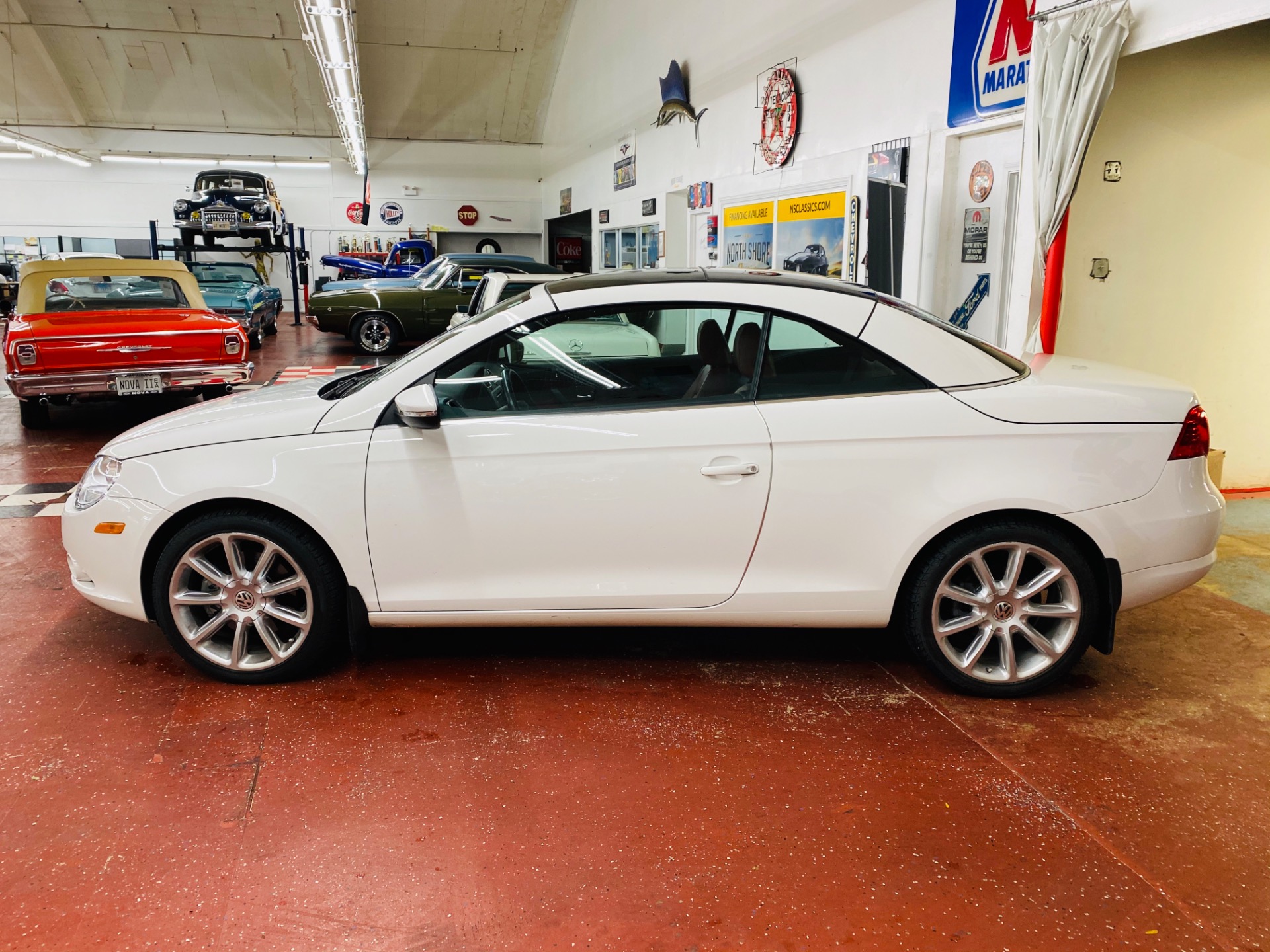 Used 2011 Volkswagen Eos Lux SULEV | Mundelein, IL