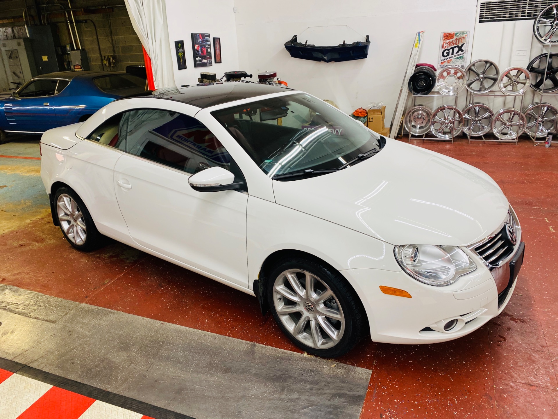 Used 2011 Volkswagen Eos Lux SULEV | Mundelein, IL