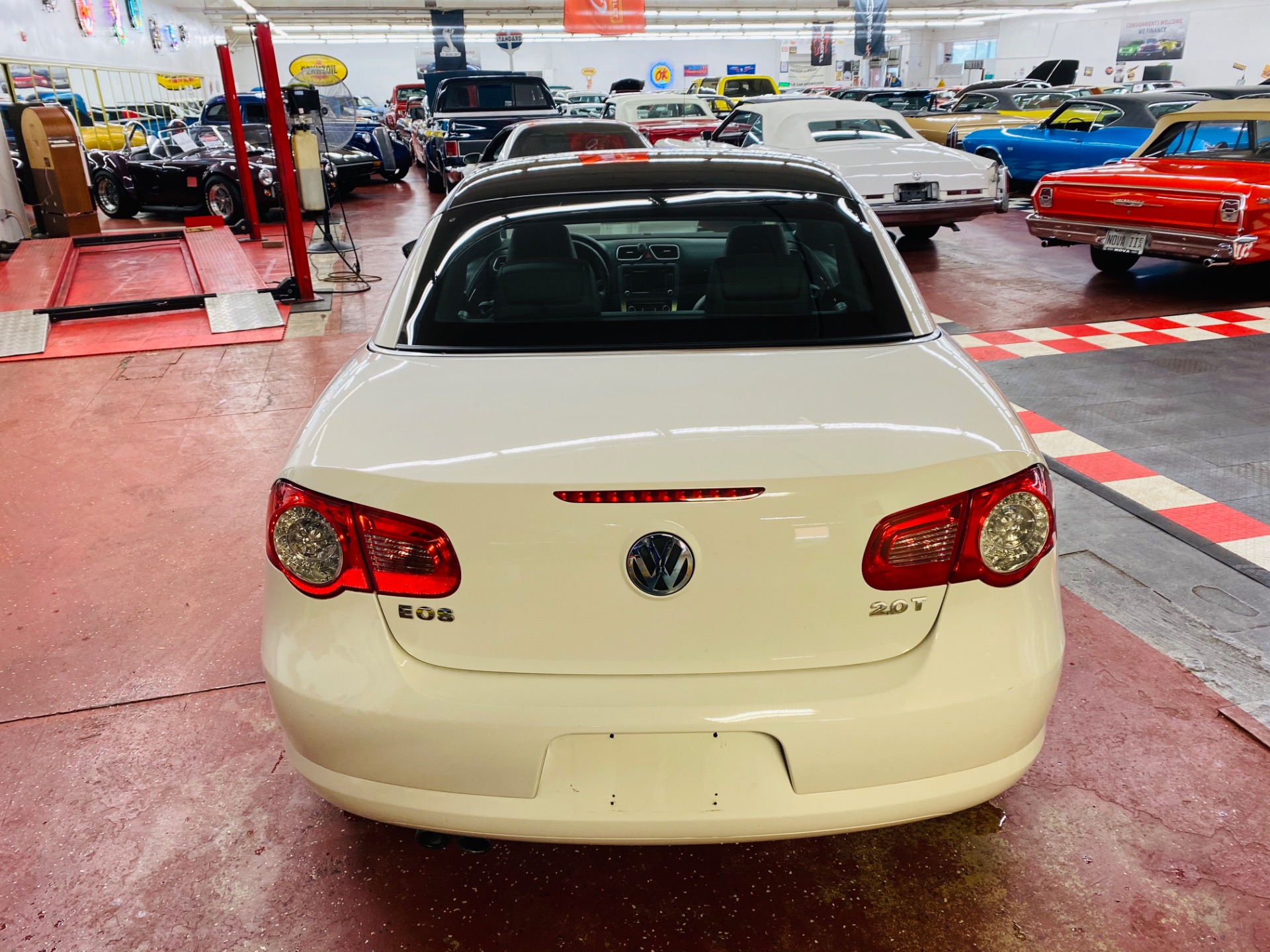 Used 2011 Volkswagen Eos Lux SULEV | Mundelein, IL
