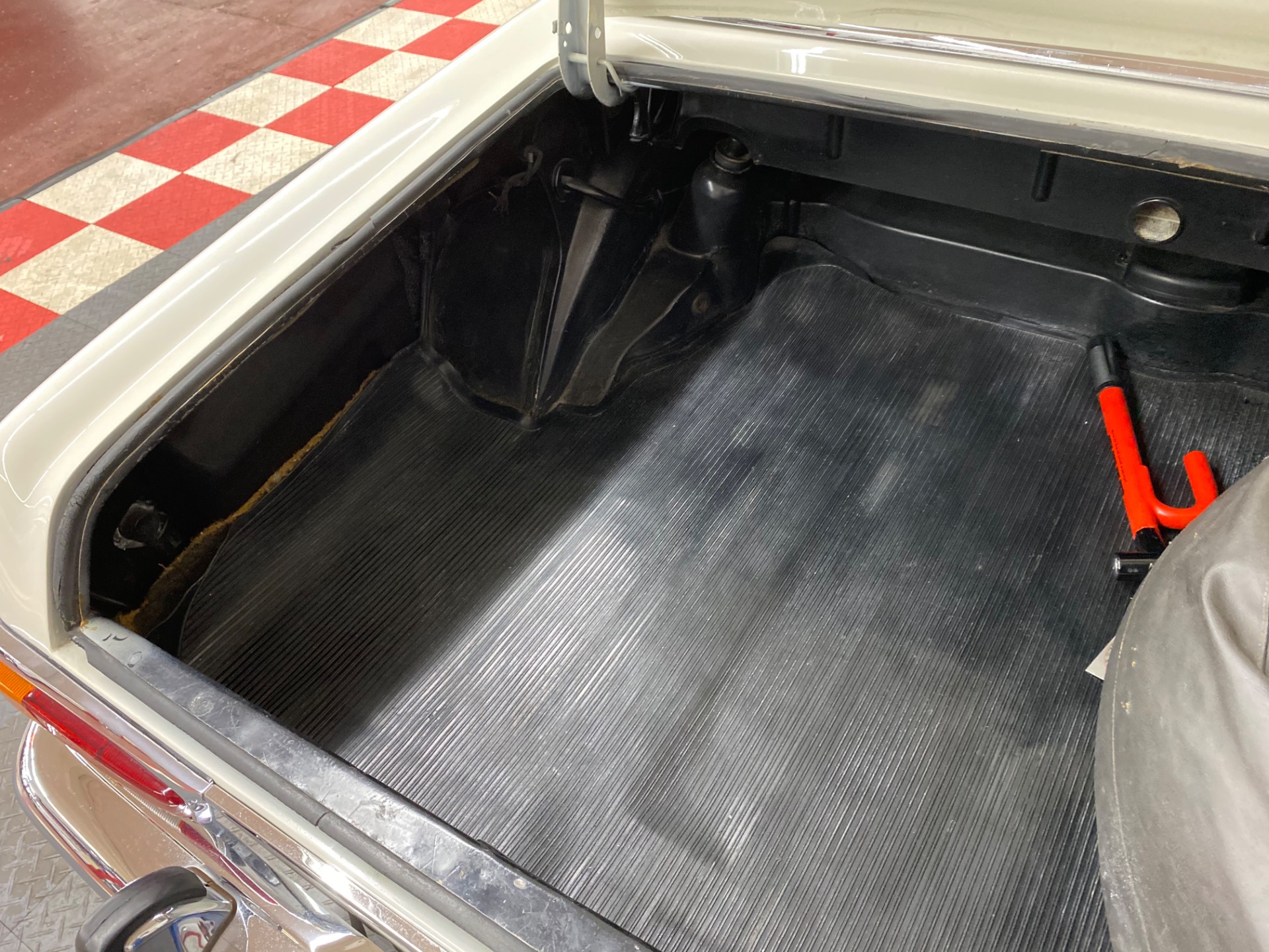 Used 1971 Mercedes-Benz 280 SL - TWO TOP CONVERTIBLE - VERY CLEAN - SEE VIDEO | St. Petersburg, FL