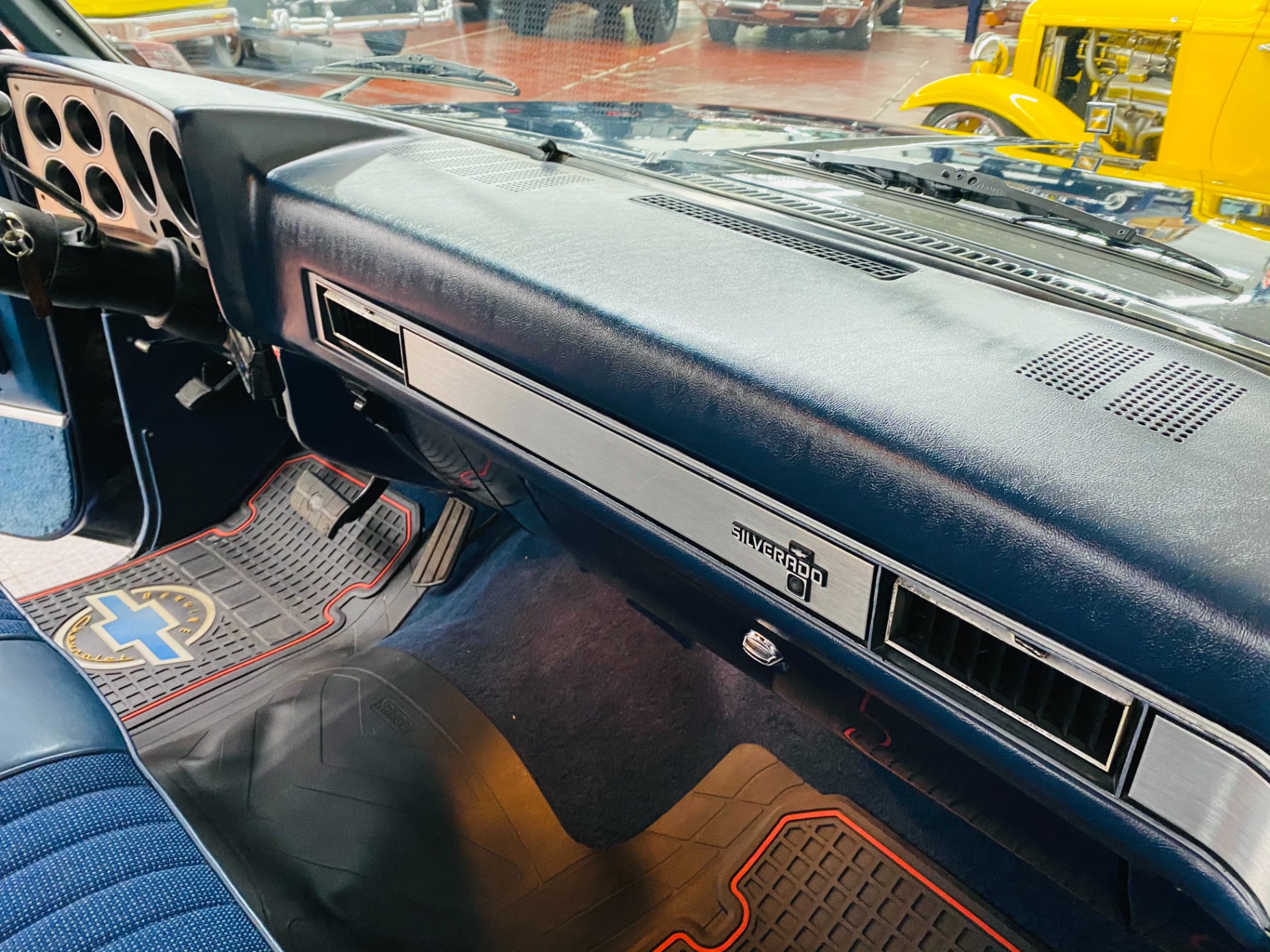 Used 1986 Chevrolet Pickup - C10 SILVERADO - VERY CLEAN SOUTHERN TRUCK - SEE VIDEO | St. Petersburg, FL