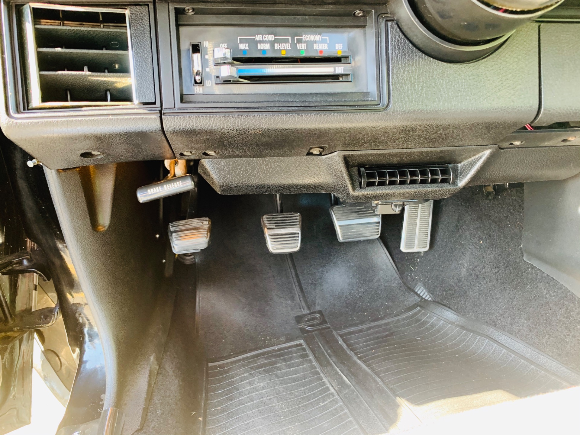 Used 1980 Chevrolet Camaro - Z/28 - VERY LOW MILES - SHOW QUALITY - | Mundelein, IL
