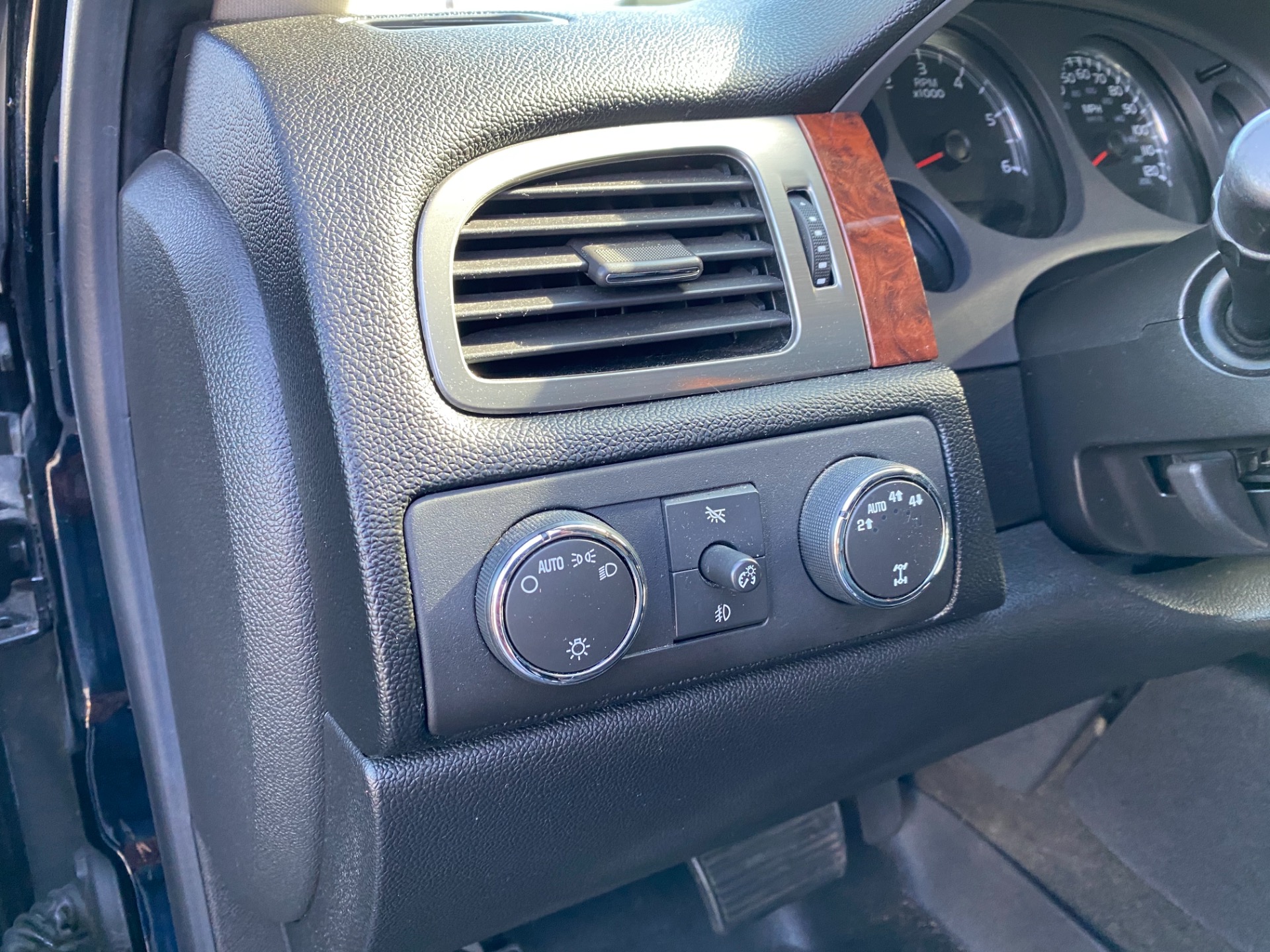 Used 2007 Chevrolet Avalanche LTZ 1500 | Mundelein, IL