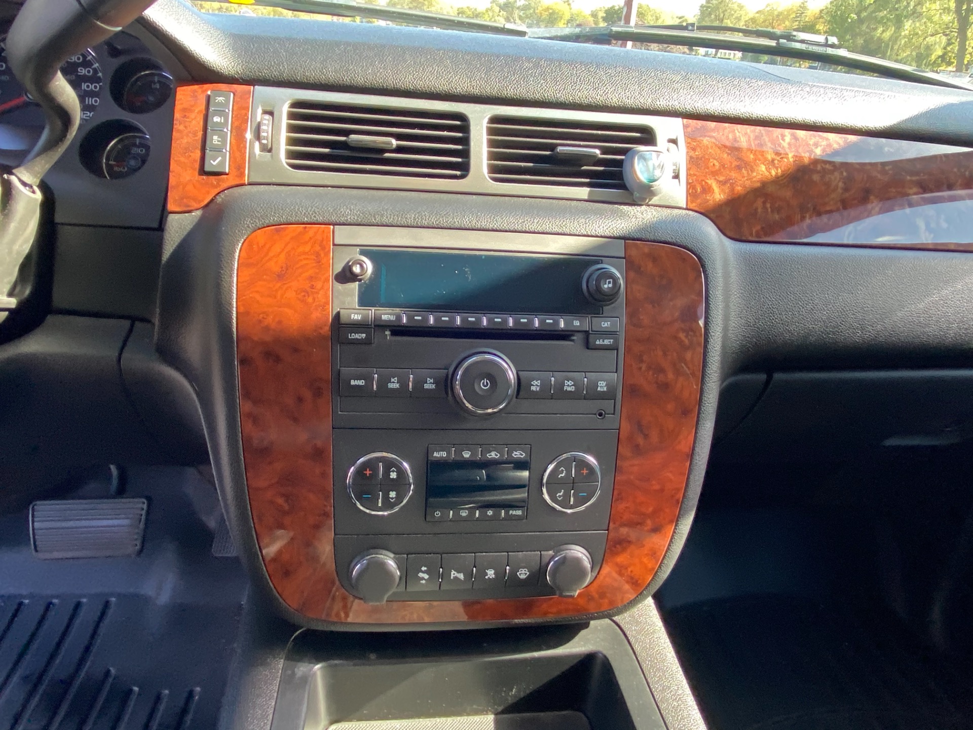 Used 2007 Chevrolet Avalanche LTZ 1500 | Mundelein, IL