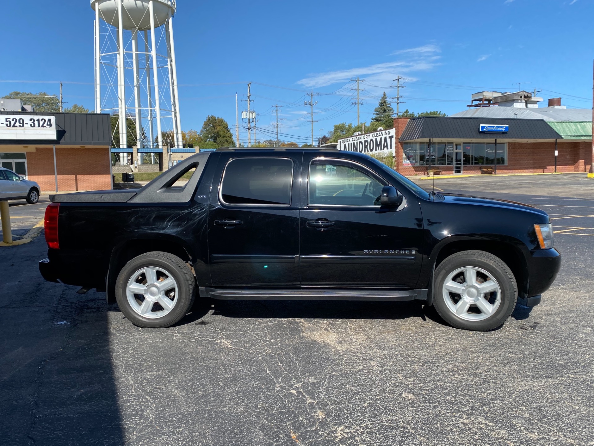 Used 2007 Chevrolet Avalanche LTZ 1500 | Mundelein, IL