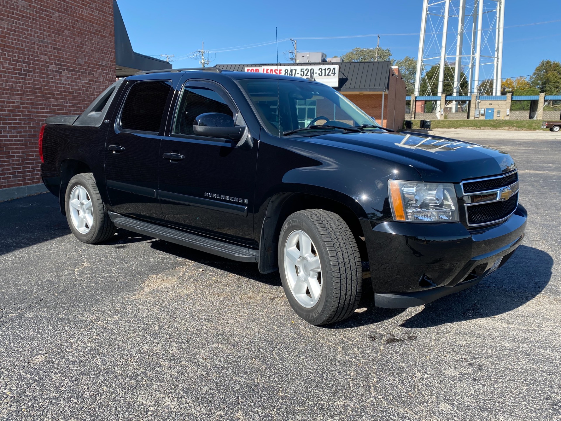 Used 2007 Chevrolet Avalanche LTZ 1500 | Mundelein, IL