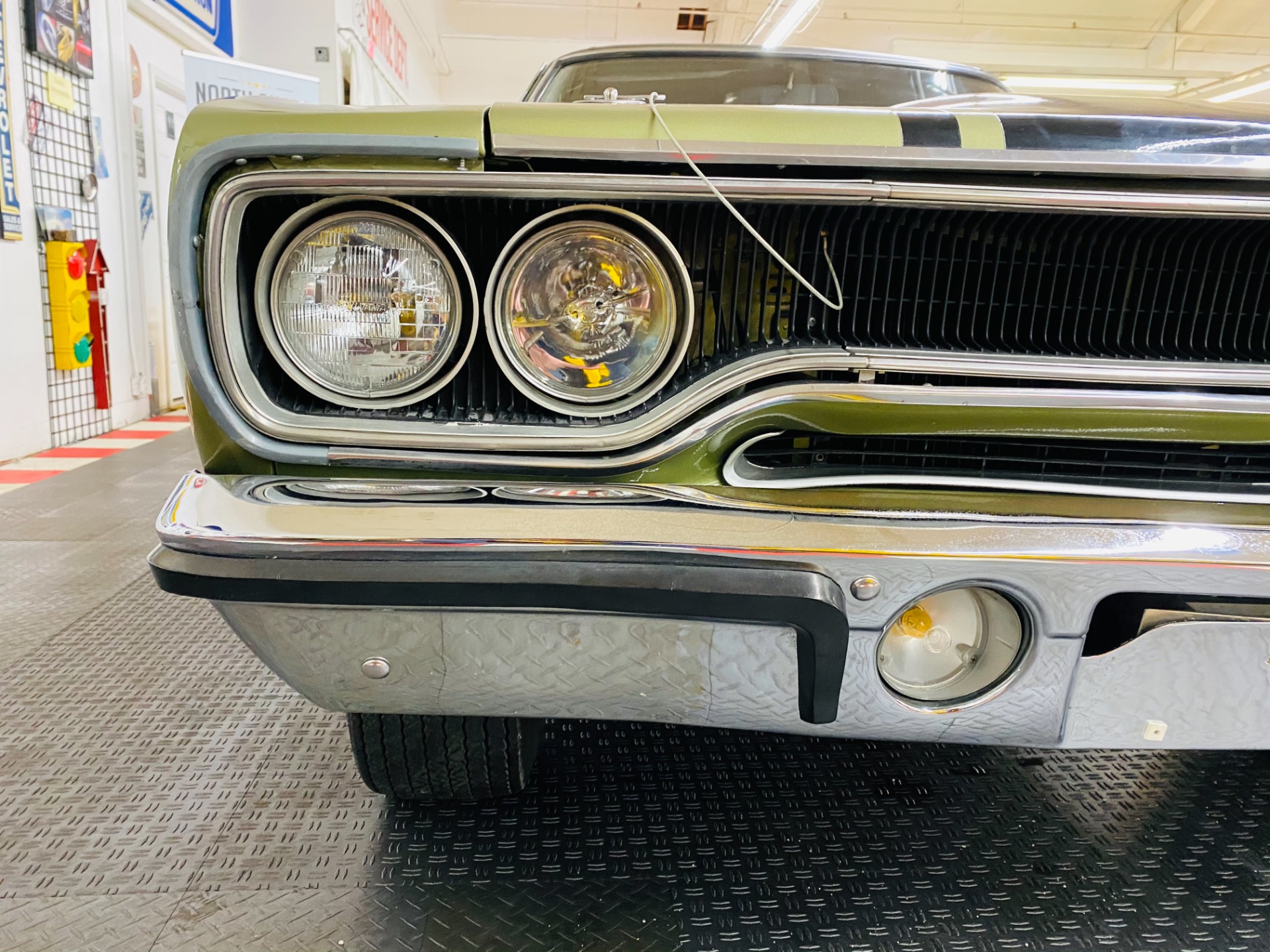Used 1970 Plymouth Roadrunner - FACTORY V CODE 440 6 PACK -AIR GRABBER- CLEAN ORIGINAL FLOORS- SEE VIDEO | St. Petersburg, FL