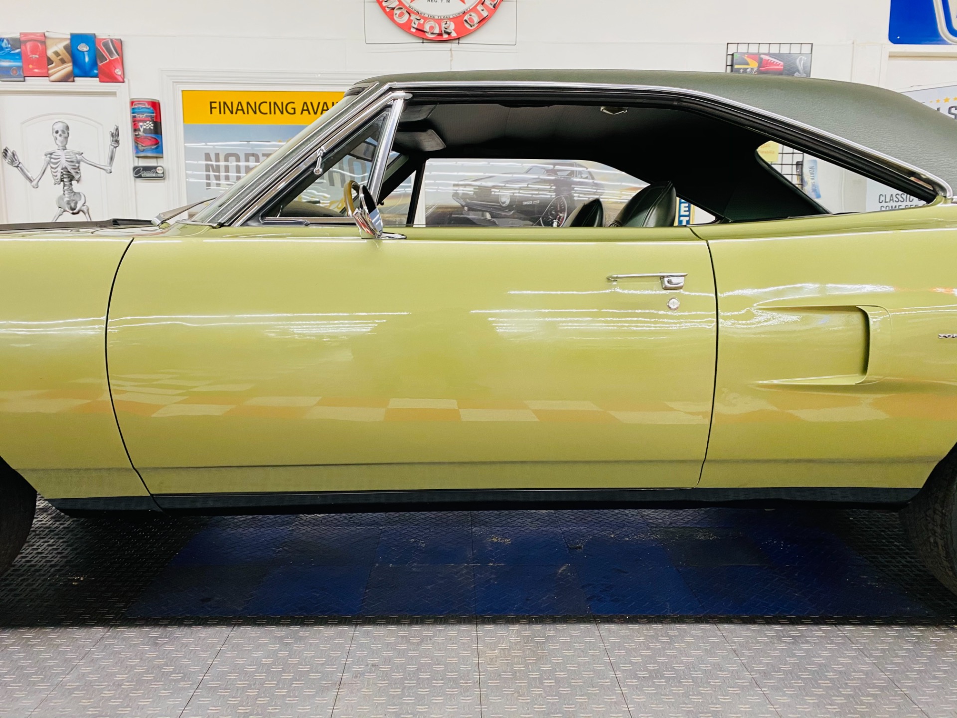 Used 1970 Plymouth Roadrunner - FACTORY V CODE 440 6 PACK -AIR GRABBER- CLEAN ORIGINAL FLOORS- SEE VIDEO | St. Petersburg, FL