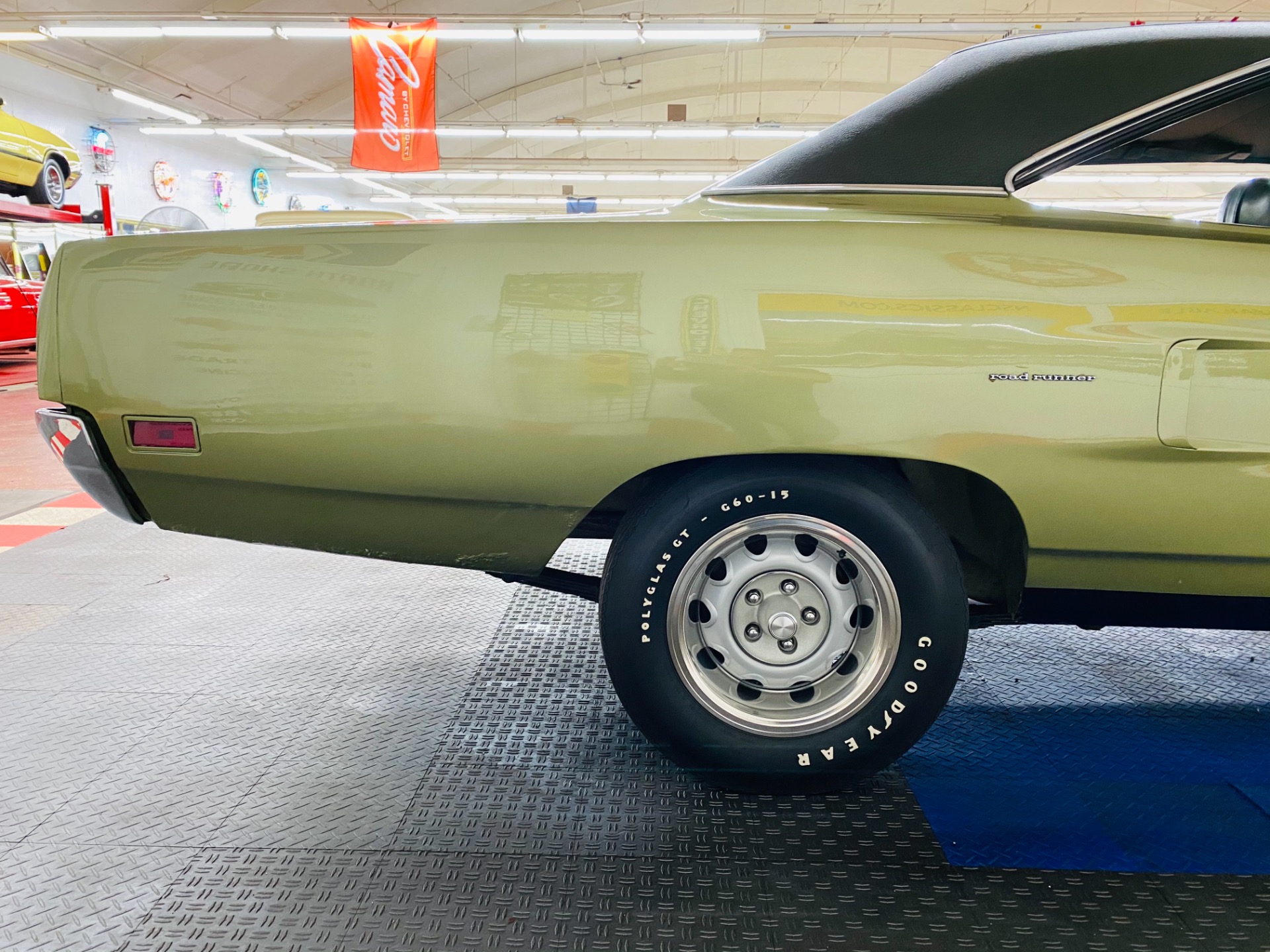 Used 1970 Plymouth Roadrunner - FACTORY V CODE 440 6 PACK -AIR GRABBER- CLEAN ORIGINAL FLOORS- SEE VIDEO | St. Petersburg, FL