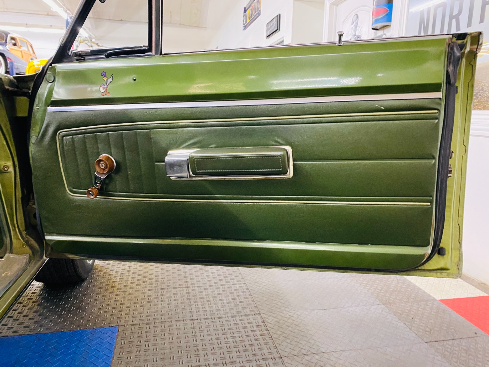 Used 1970 Plymouth Roadrunner - FACTORY V CODE 440 6 PACK -AIR GRABBER- CLEAN ORIGINAL FLOORS- SEE VIDEO | St. Petersburg, FL
