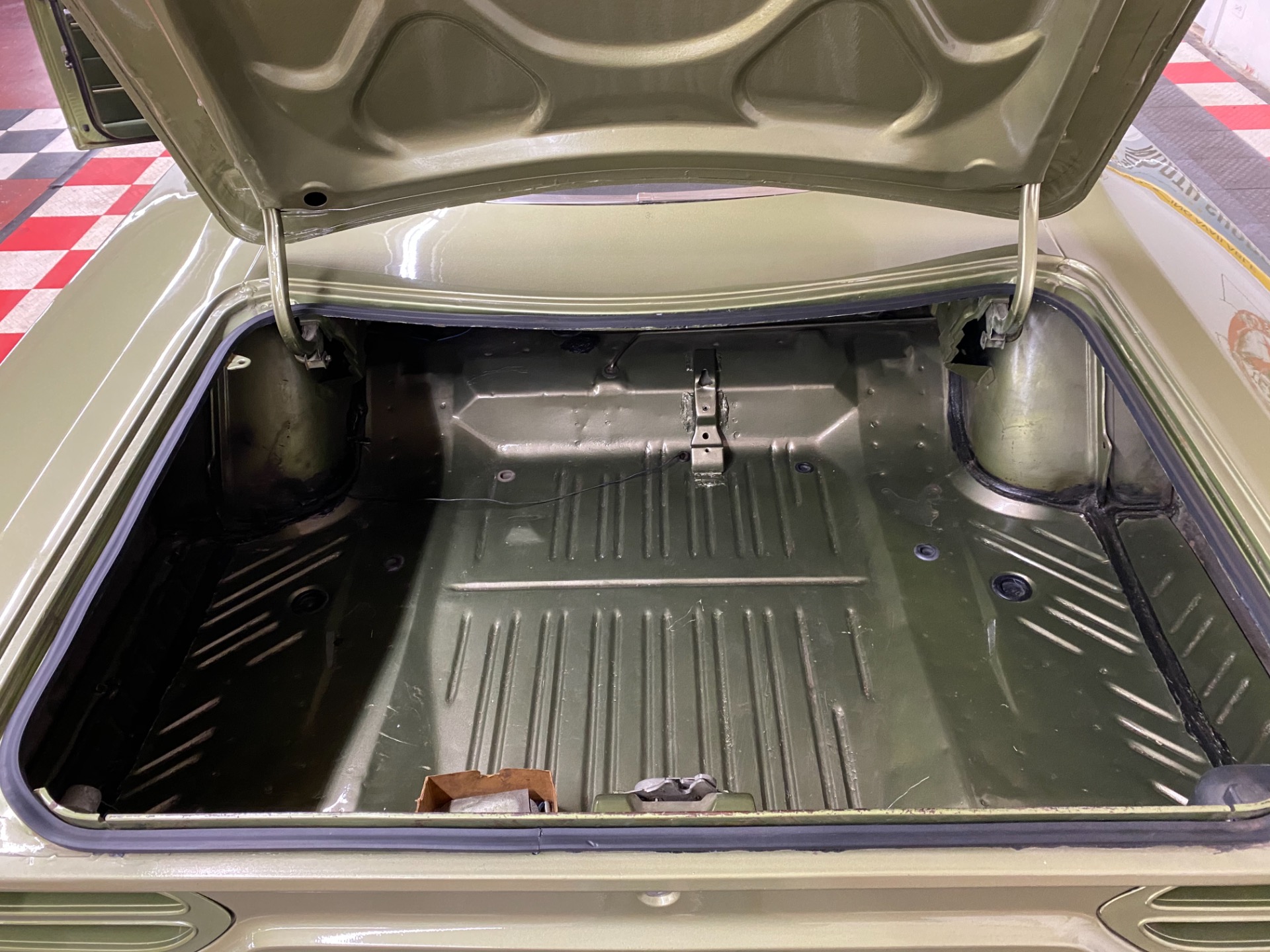 Used 1970 Plymouth Roadrunner - FACTORY V CODE 440 6 PACK -AIR GRABBER- CLEAN ORIGINAL FLOORS- SEE VIDEO | St. Petersburg, FL
