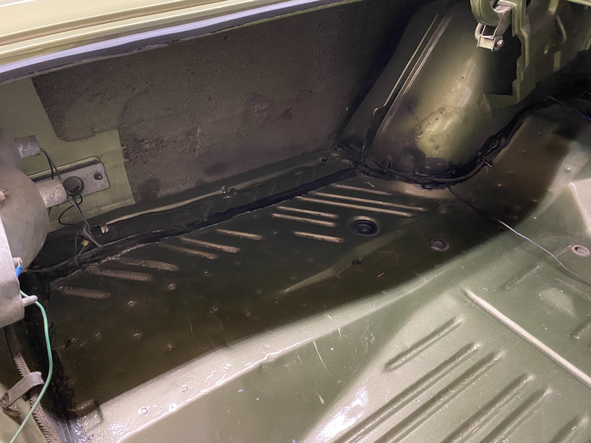 Used 1970 Plymouth Roadrunner - FACTORY V CODE 440 6 PACK -AIR GRABBER- CLEAN ORIGINAL FLOORS- SEE VIDEO | St. Petersburg, FL