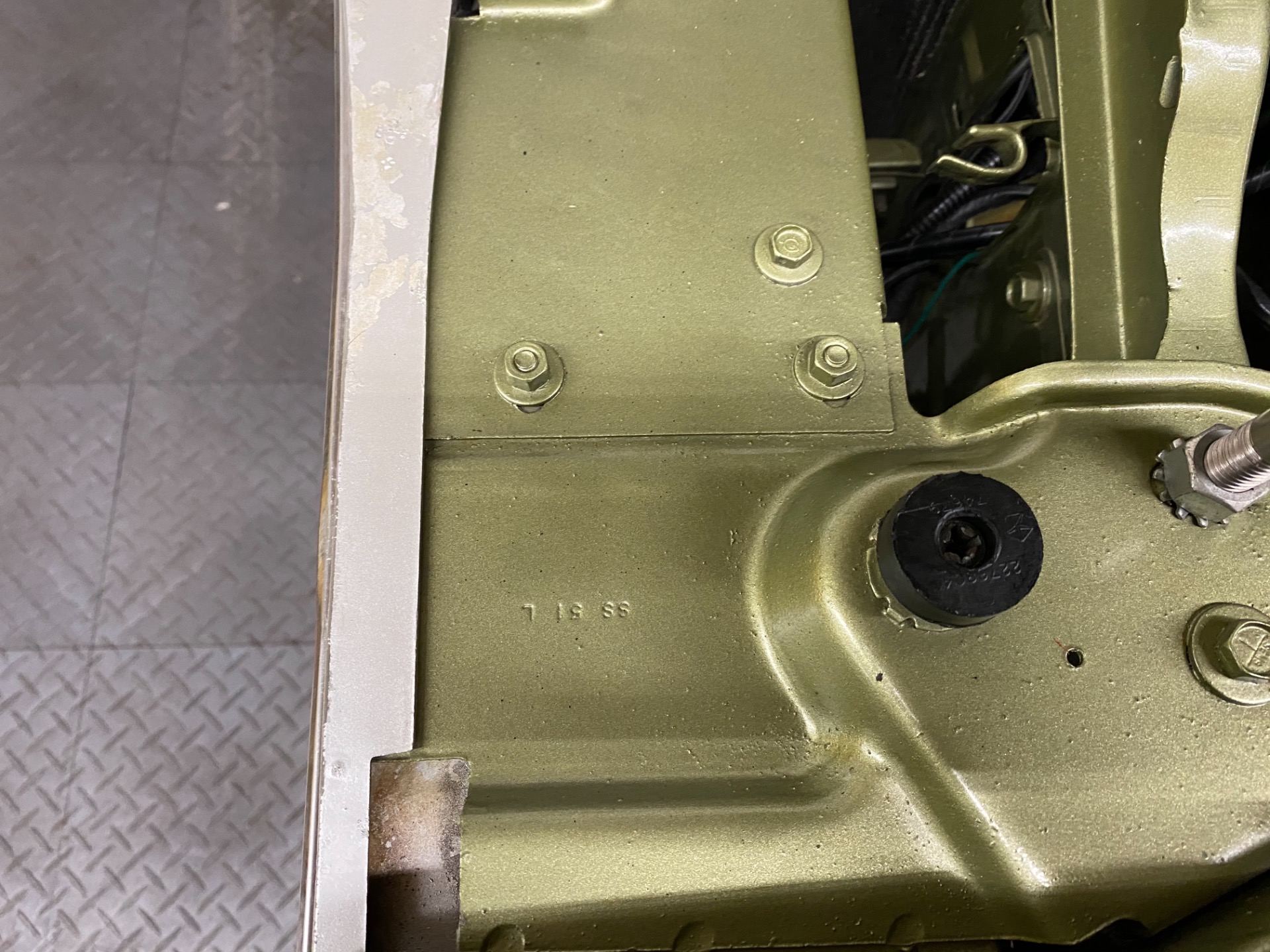 Used 1970 Plymouth Roadrunner - FACTORY V CODE 440 6 PACK -AIR GRABBER- CLEAN ORIGINAL FLOORS- SEE VIDEO | St. Petersburg, FL