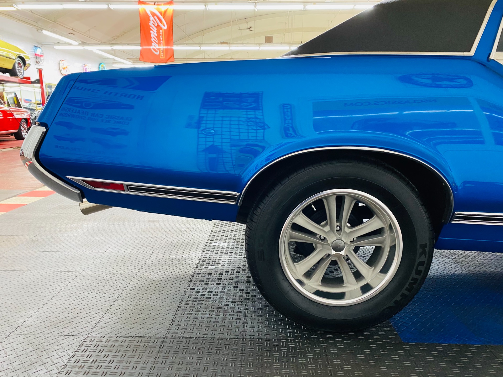 Used 1970 Oldsmobile Cutlass - HIGH QUALITY PAINT - VERY CLEAN BODY - SEE VIDEO | Mundelein, IL