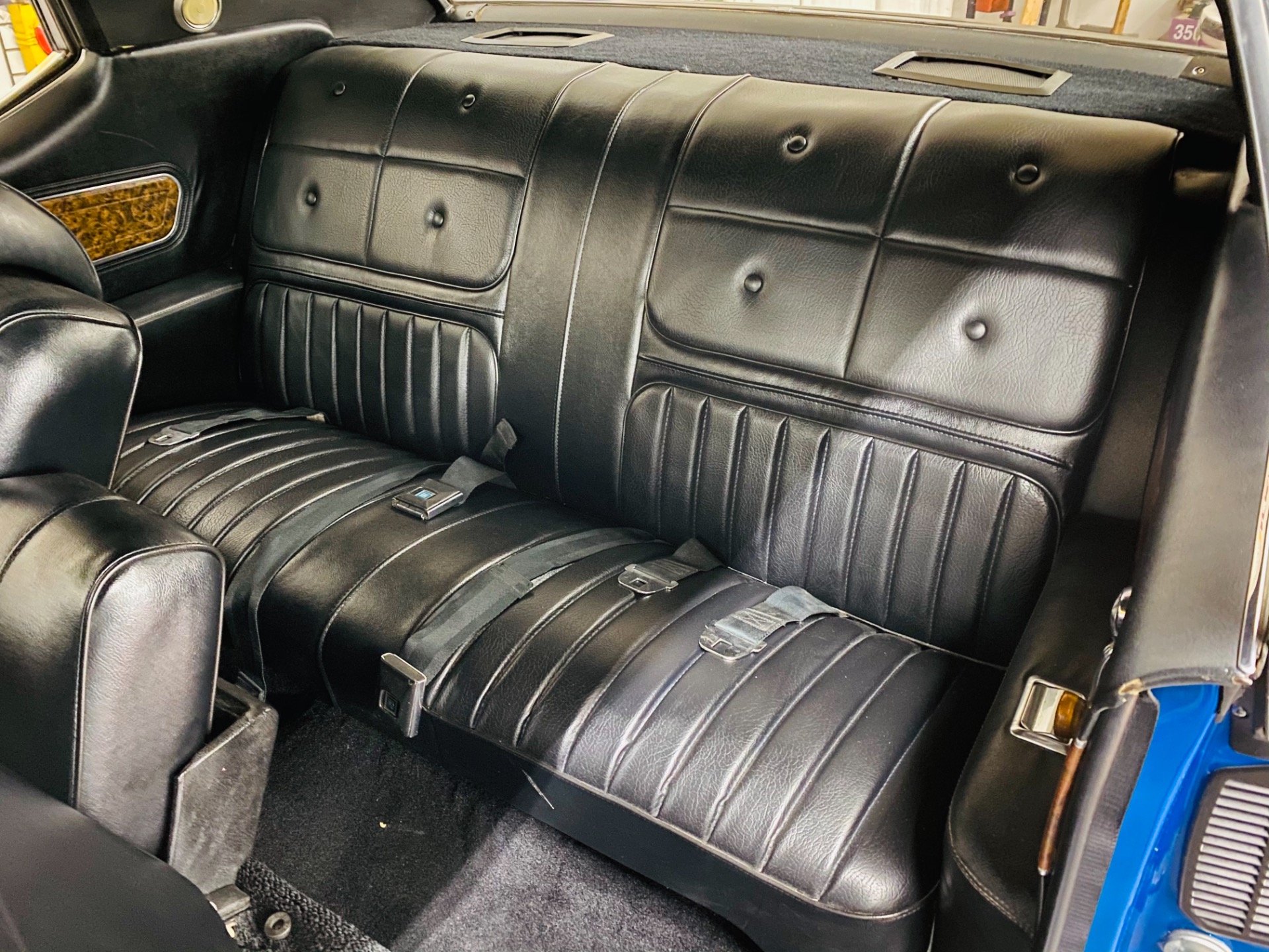 Used 1970 Oldsmobile Cutlass - HIGH QUALITY PAINT - VERY CLEAN BODY - SEE VIDEO | Mundelein, IL