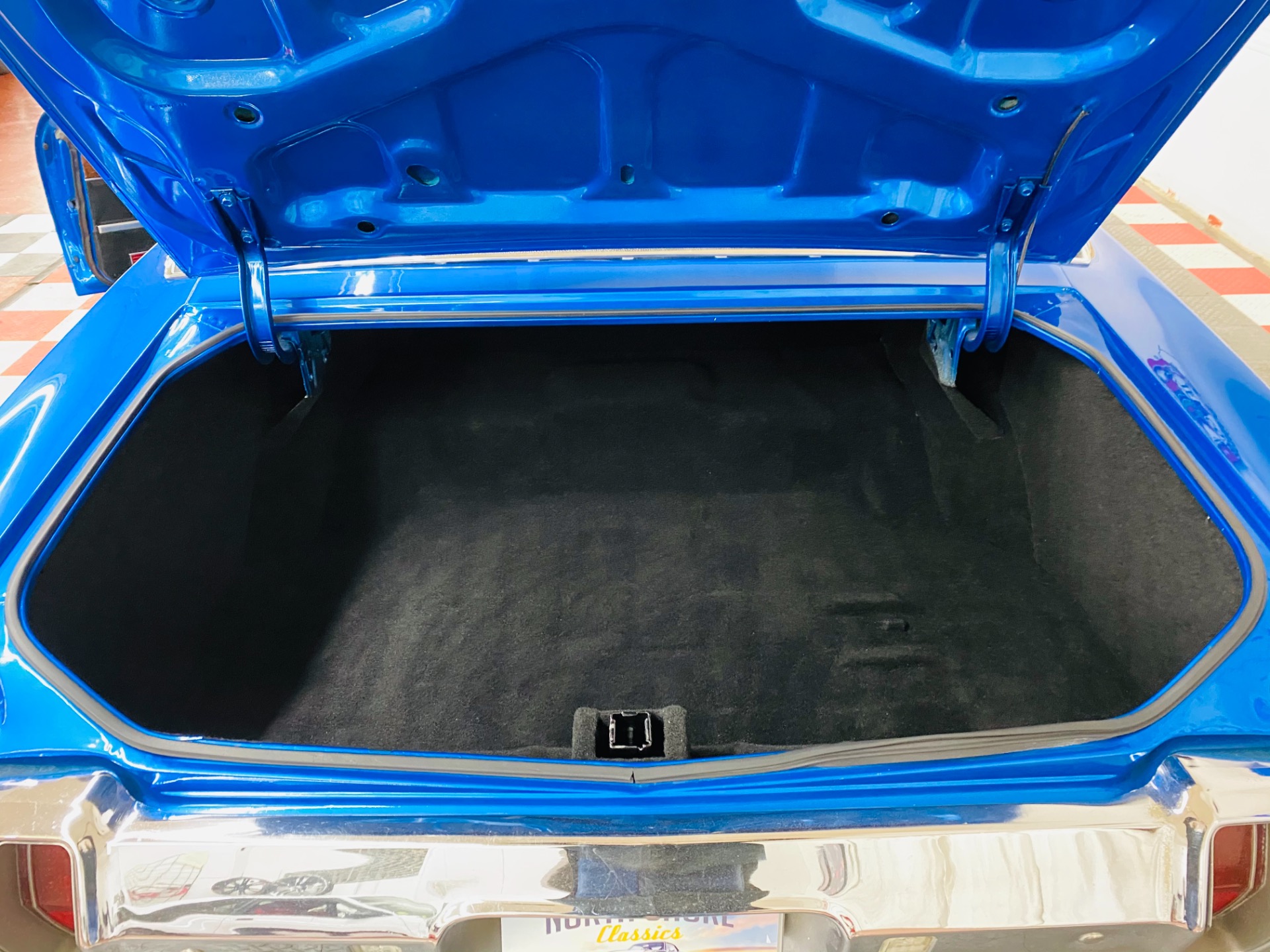 Used 1970 Oldsmobile Cutlass - HIGH QUALITY PAINT - VERY CLEAN BODY - SEE VIDEO | Mundelein, IL