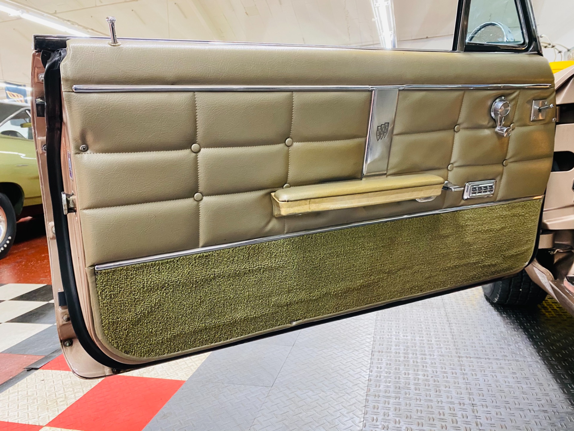 Used 1964 Buick Riviera - 425 WILDCAT ENGINE - HIGH QUALITY RESTORATION - SEE VIDEO | St. Petersburg, FL
