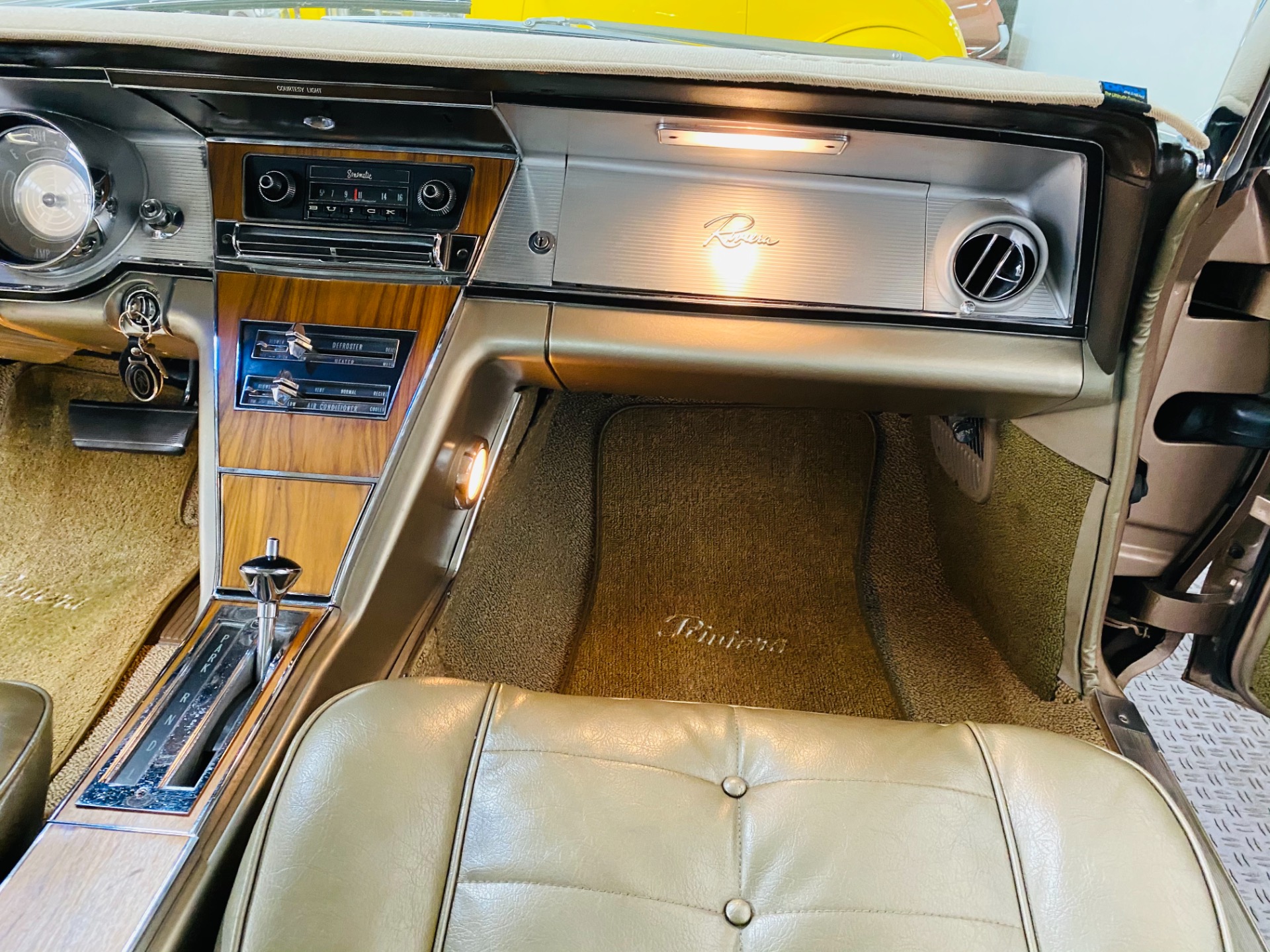 Used 1964 Buick Riviera - 425 WILDCAT ENGINE - HIGH QUALITY RESTORATION - SEE VIDEO | St. Petersburg, FL