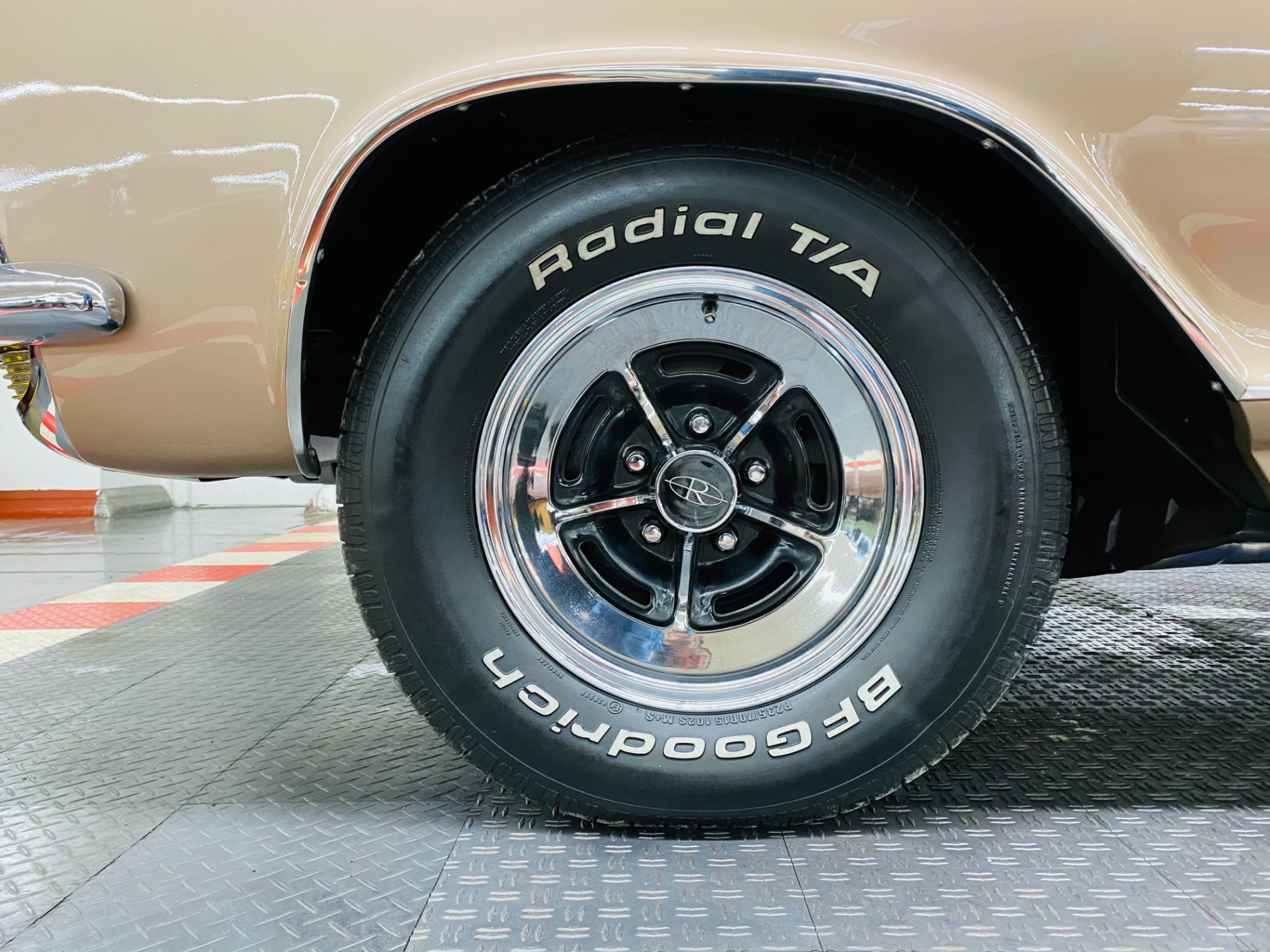 Used 1964 Buick Riviera - 425 WILDCAT ENGINE - HIGH QUALITY RESTORATION - SEE VIDEO | St. Petersburg, FL