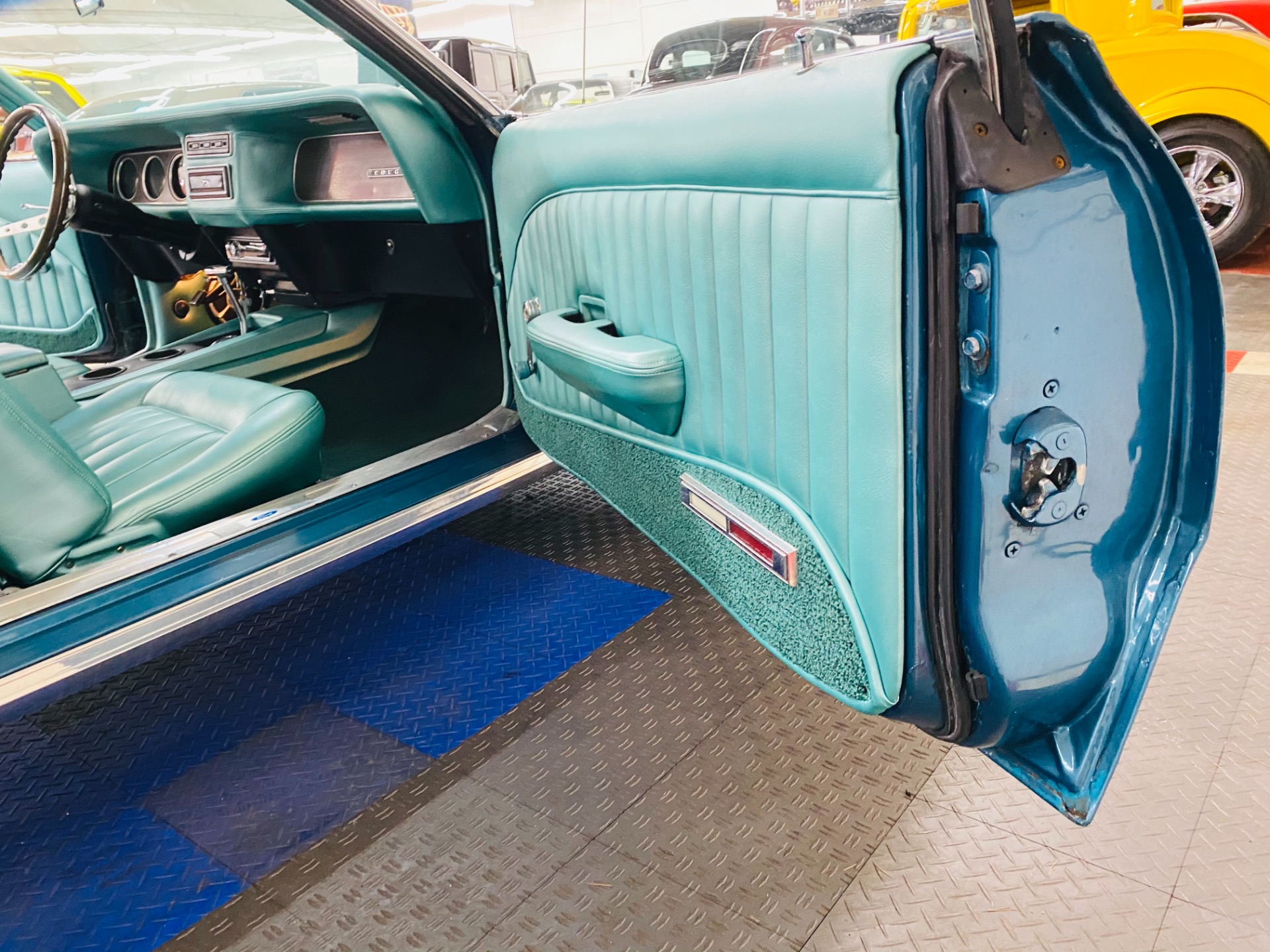 Used 1969 Mercury Cougar - 302 V8 ENGINE - Fuel Injection-SEE VIDEO | St. Petersburg, FL
