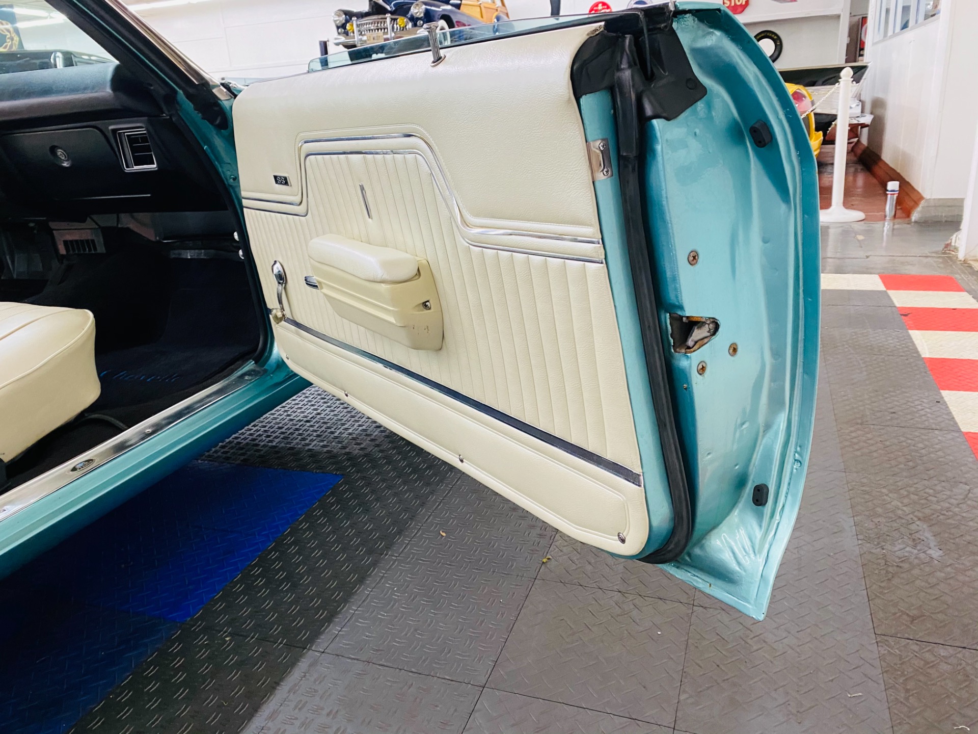 Used 1970 Chevrolet Chevelle - CONVERTIBLE -SUPER SPORT TRIBUTE - 454 ENGINE - 5 SPEED TRANS - SEE VIDEO | St. Petersburg, FL