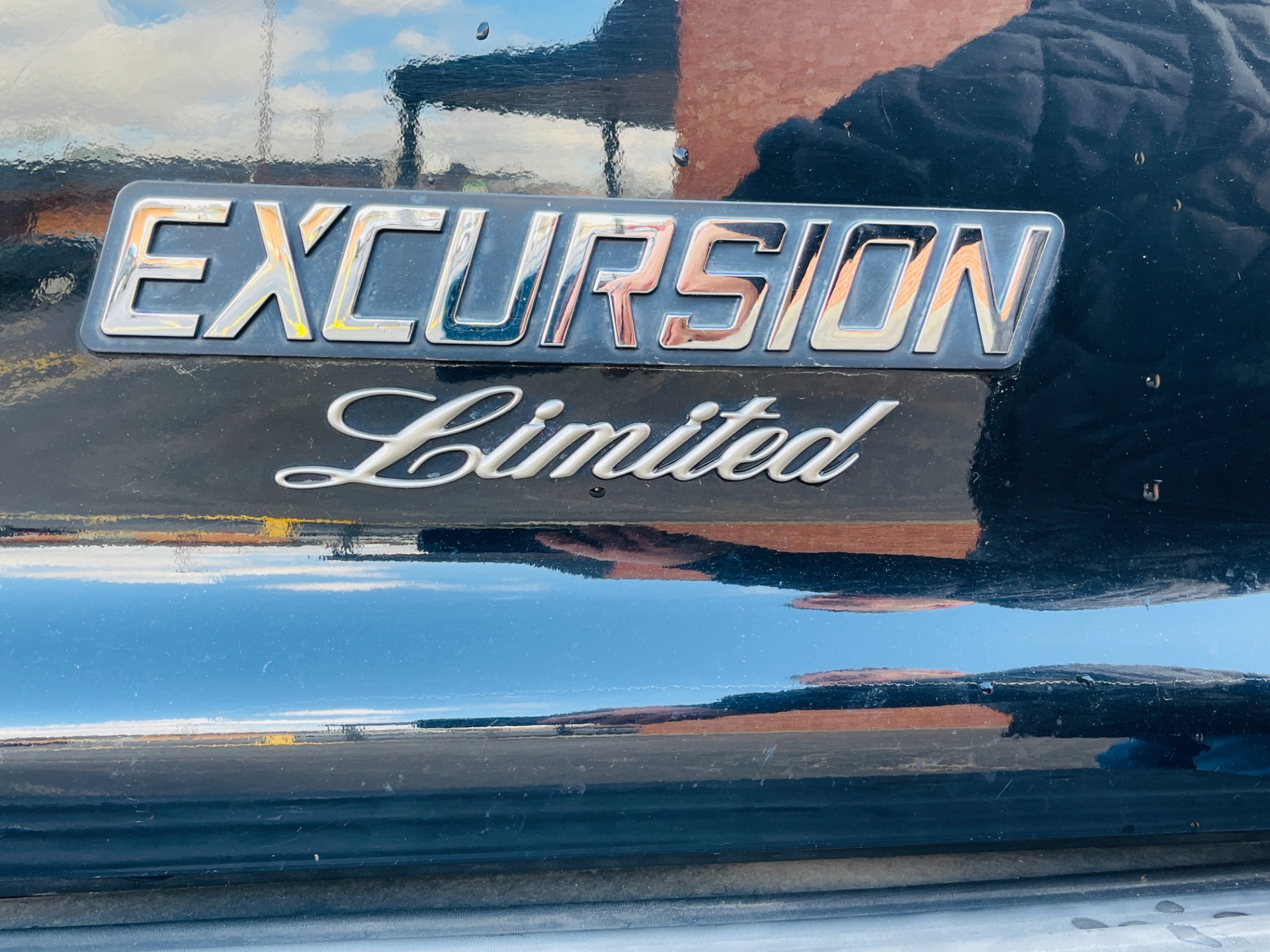 Used 2005 Ford Excursion Limited | Mundelein, IL