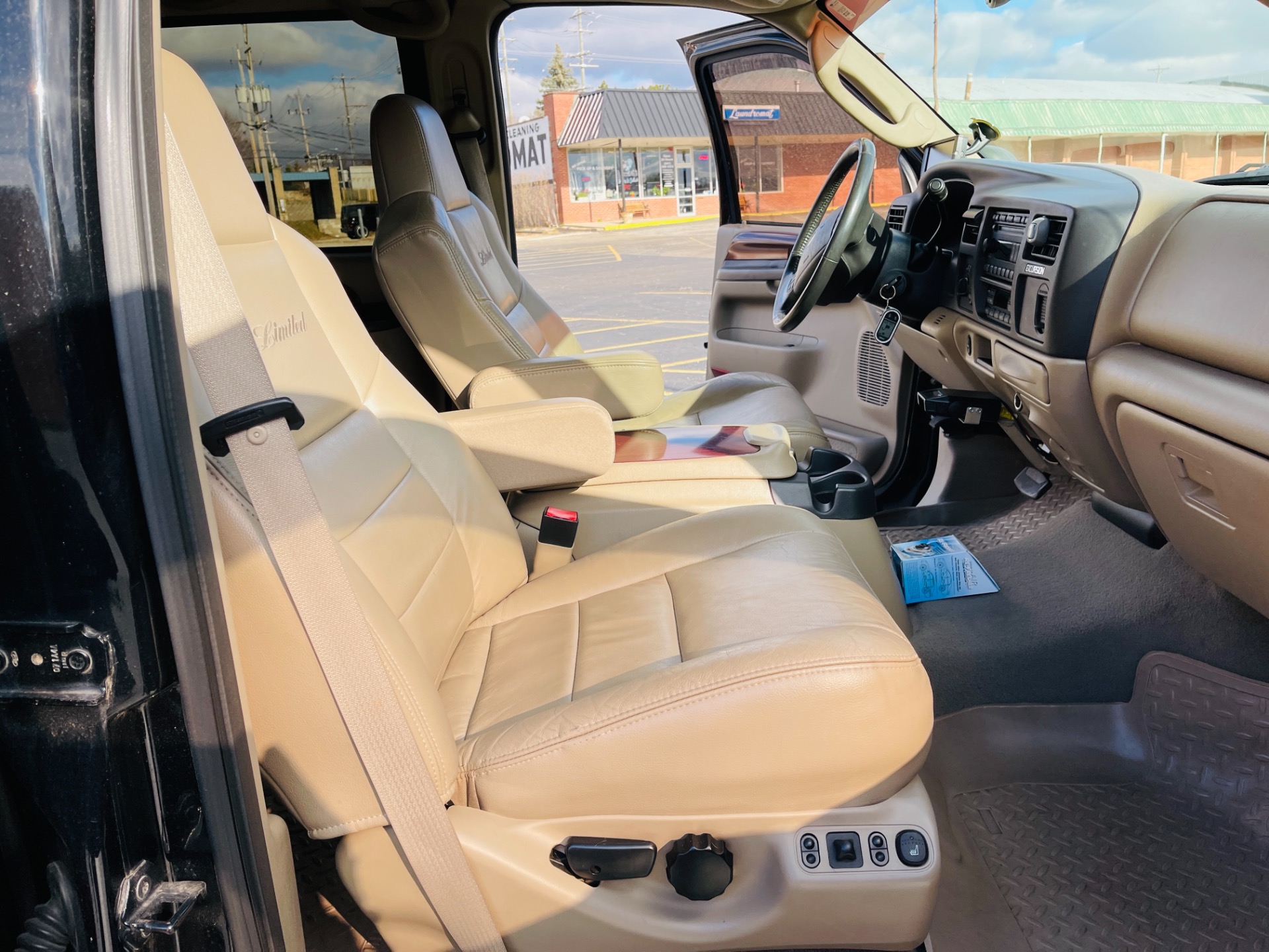 Used 2005 Ford Excursion Limited | Mundelein, IL