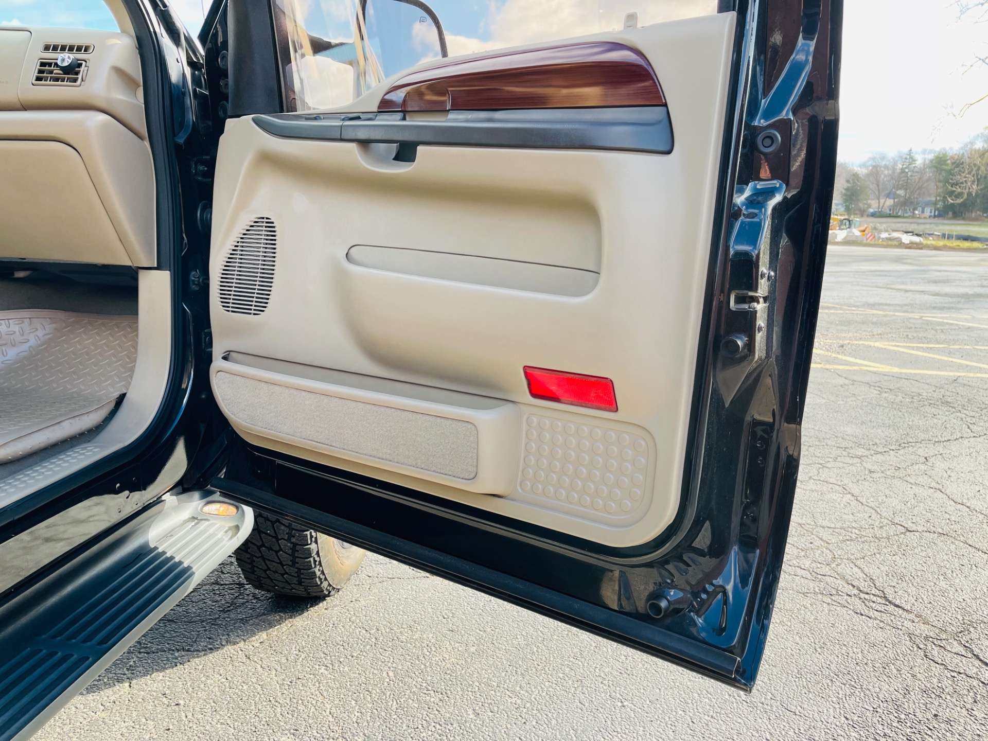 Used 2005 Ford Excursion Limited | Mundelein, IL