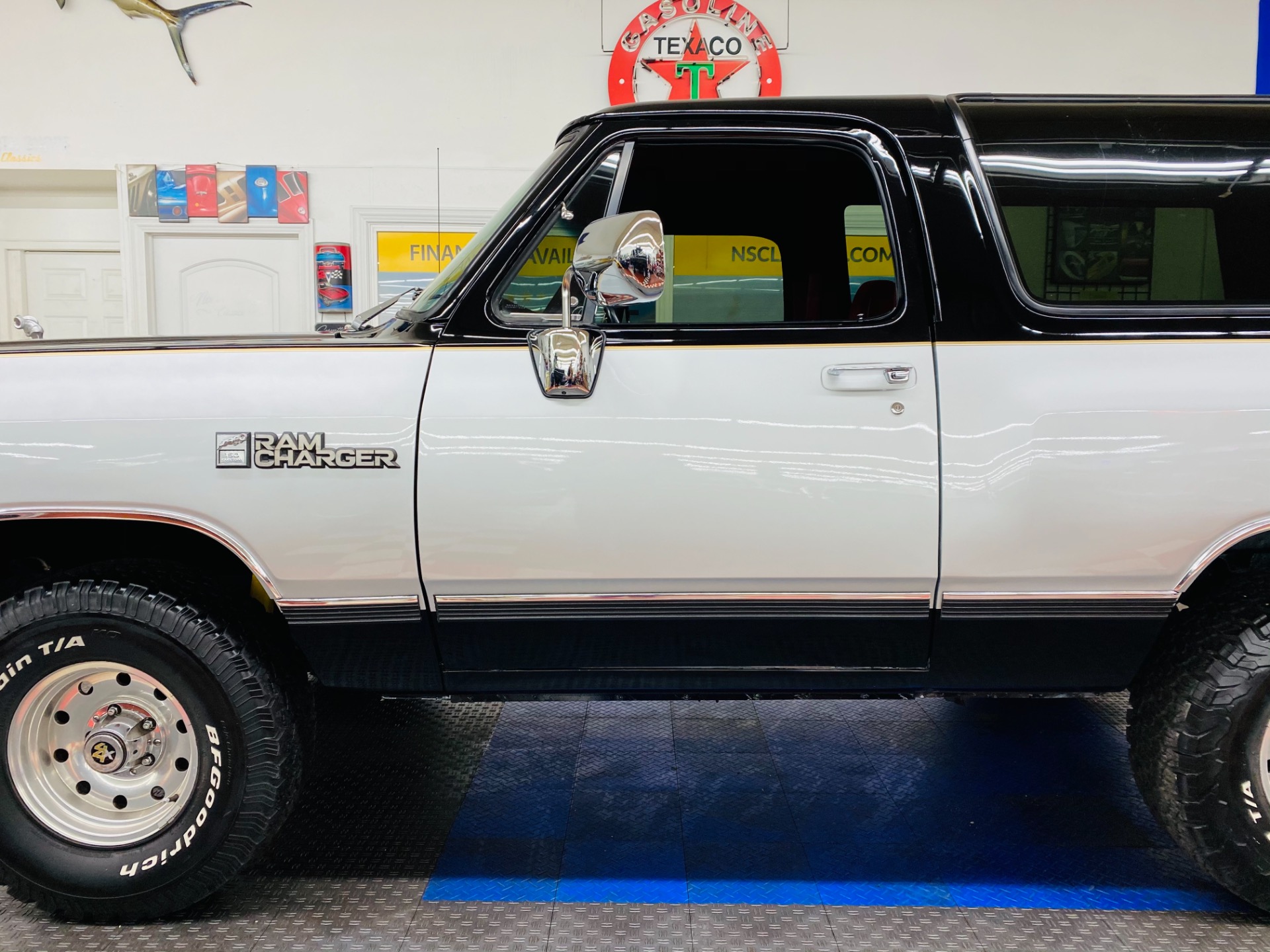 Used 1986 Dodge Ramcharger - 4X4 - NEW PAINT - SUPER CLEAN - SEE VIDEO | St. Petersburg, FL