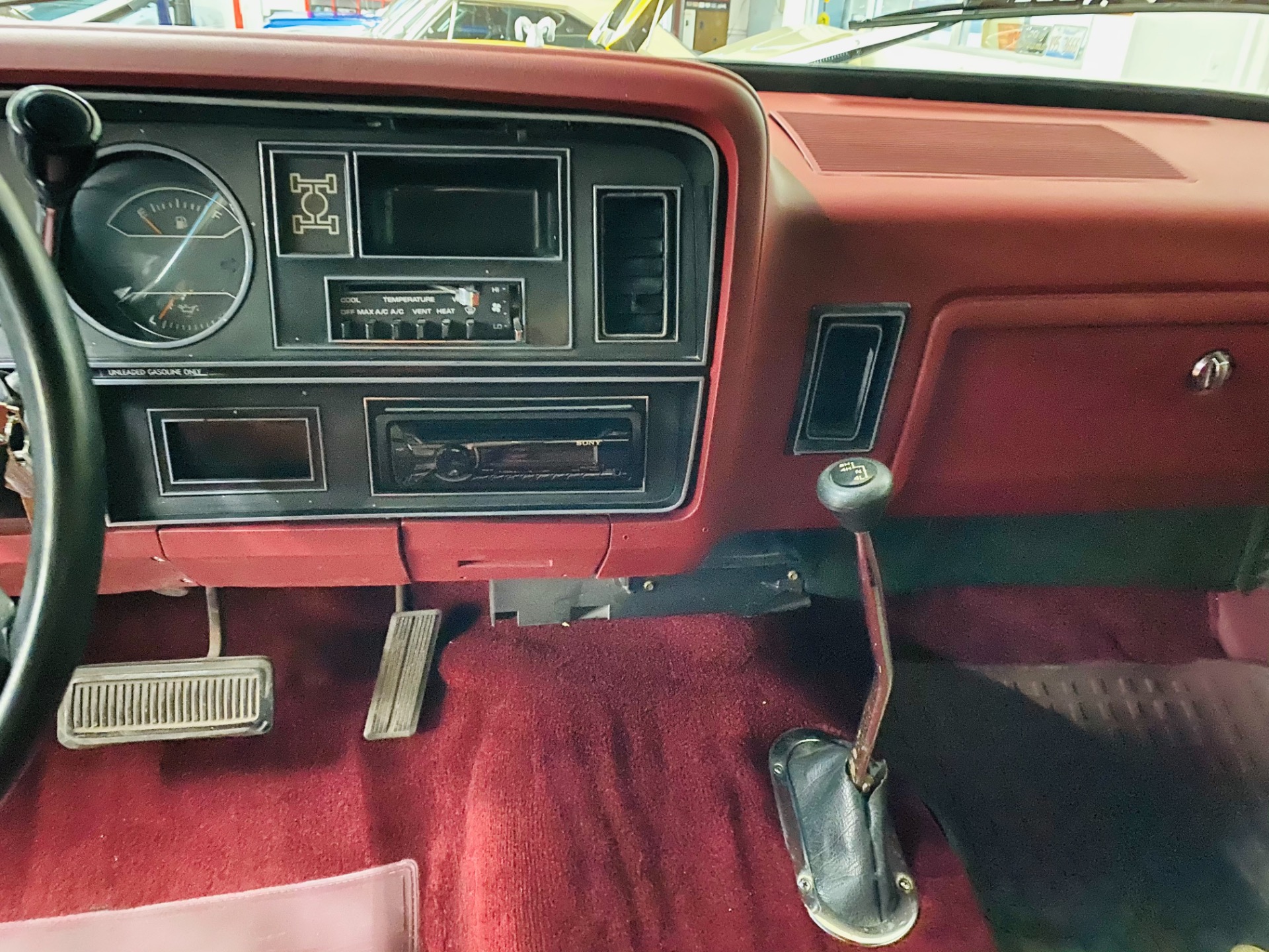 Used 1986 Dodge Ramcharger - 4X4 - NEW PAINT - SUPER CLEAN - SEE VIDEO | St. Petersburg, FL