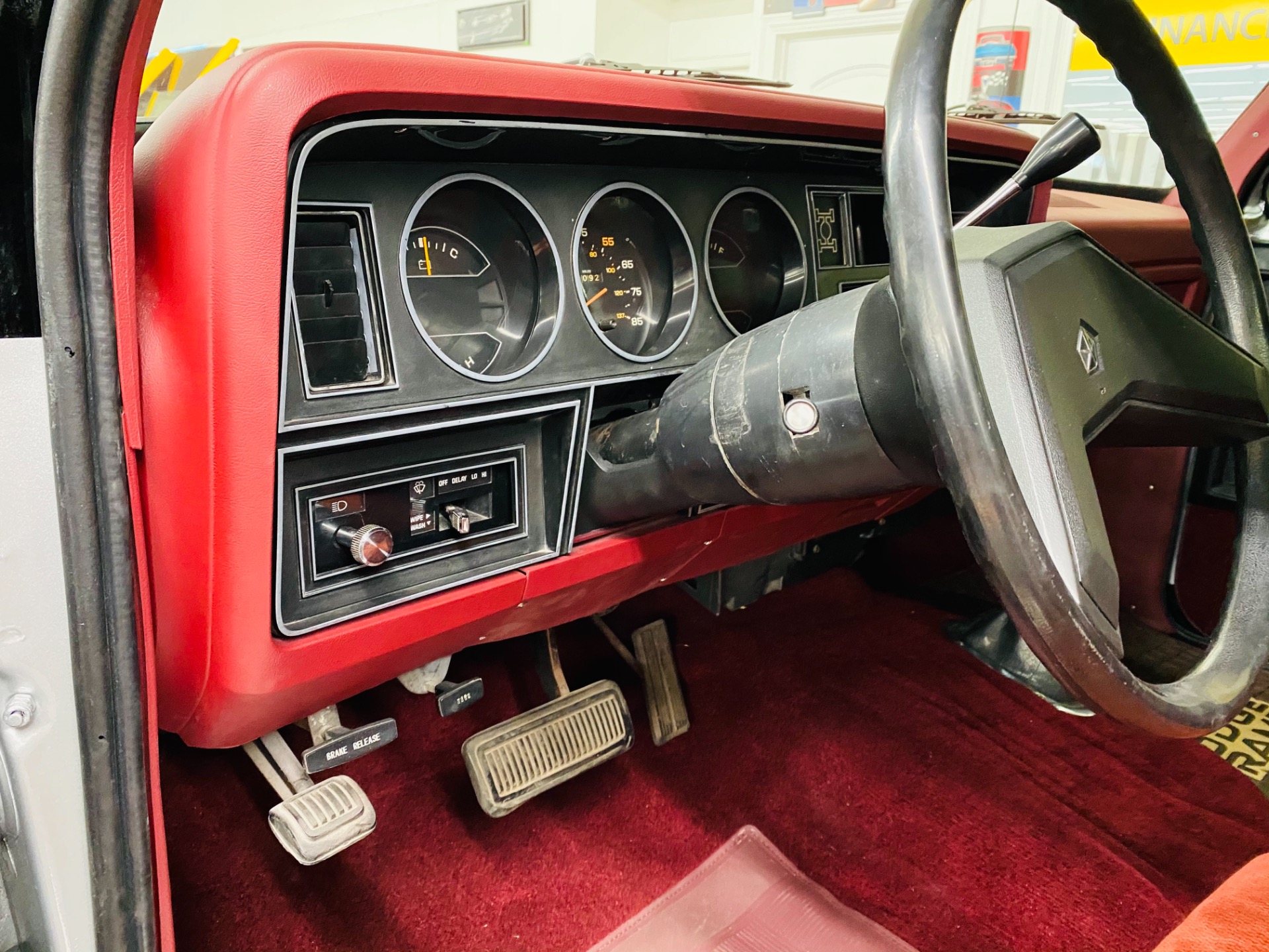 Used 1986 Dodge Ramcharger - 4X4 - NEW PAINT - SUPER CLEAN - SEE VIDEO | St. Petersburg, FL