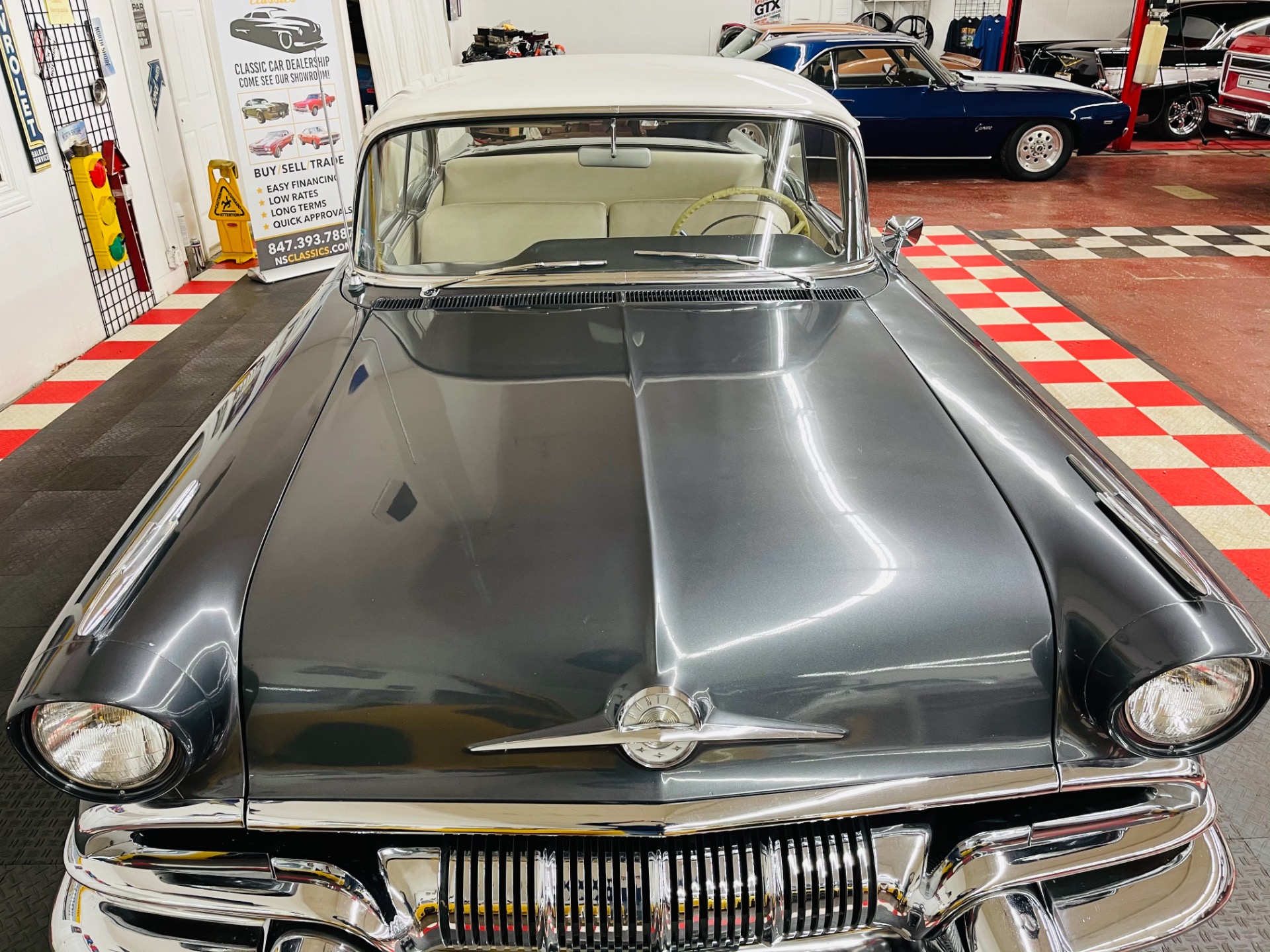 Used 1957 Pontiac Chieftain - 2 DOOR HARDTOP - GREAT DRIVER - SEE VIDEO | Mundelein, IL