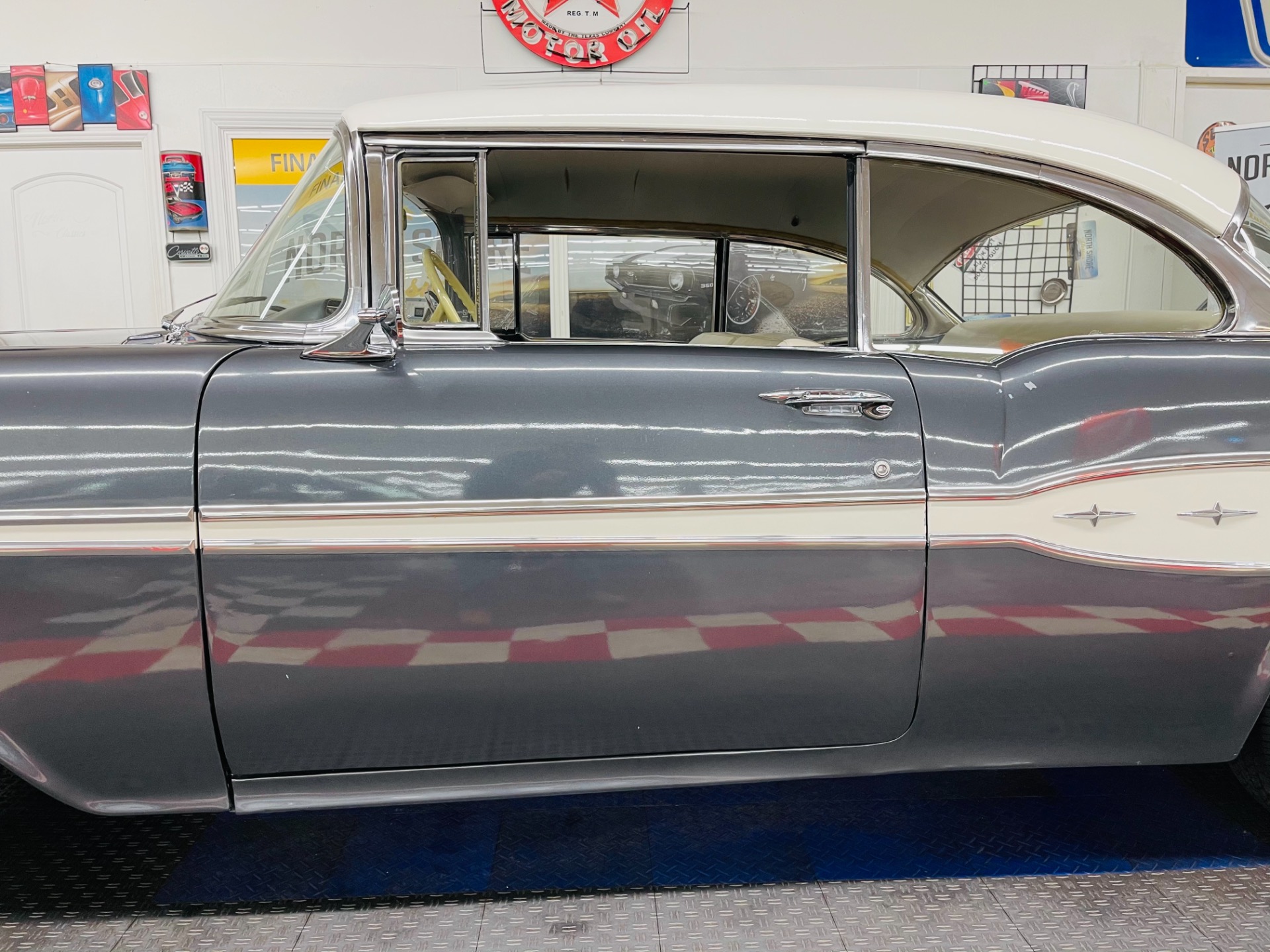 Used 1957 Pontiac Chieftain - 2 DOOR HARDTOP - GREAT DRIVER - SEE VIDEO | Mundelein, IL