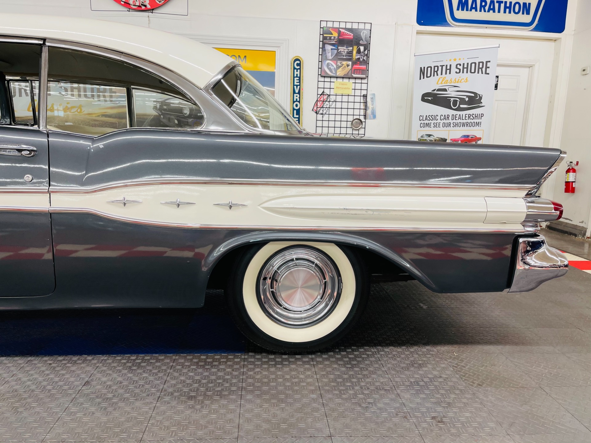Used 1957 Pontiac Chieftain - 2 DOOR HARDTOP - GREAT DRIVER - SEE VIDEO | Mundelein, IL