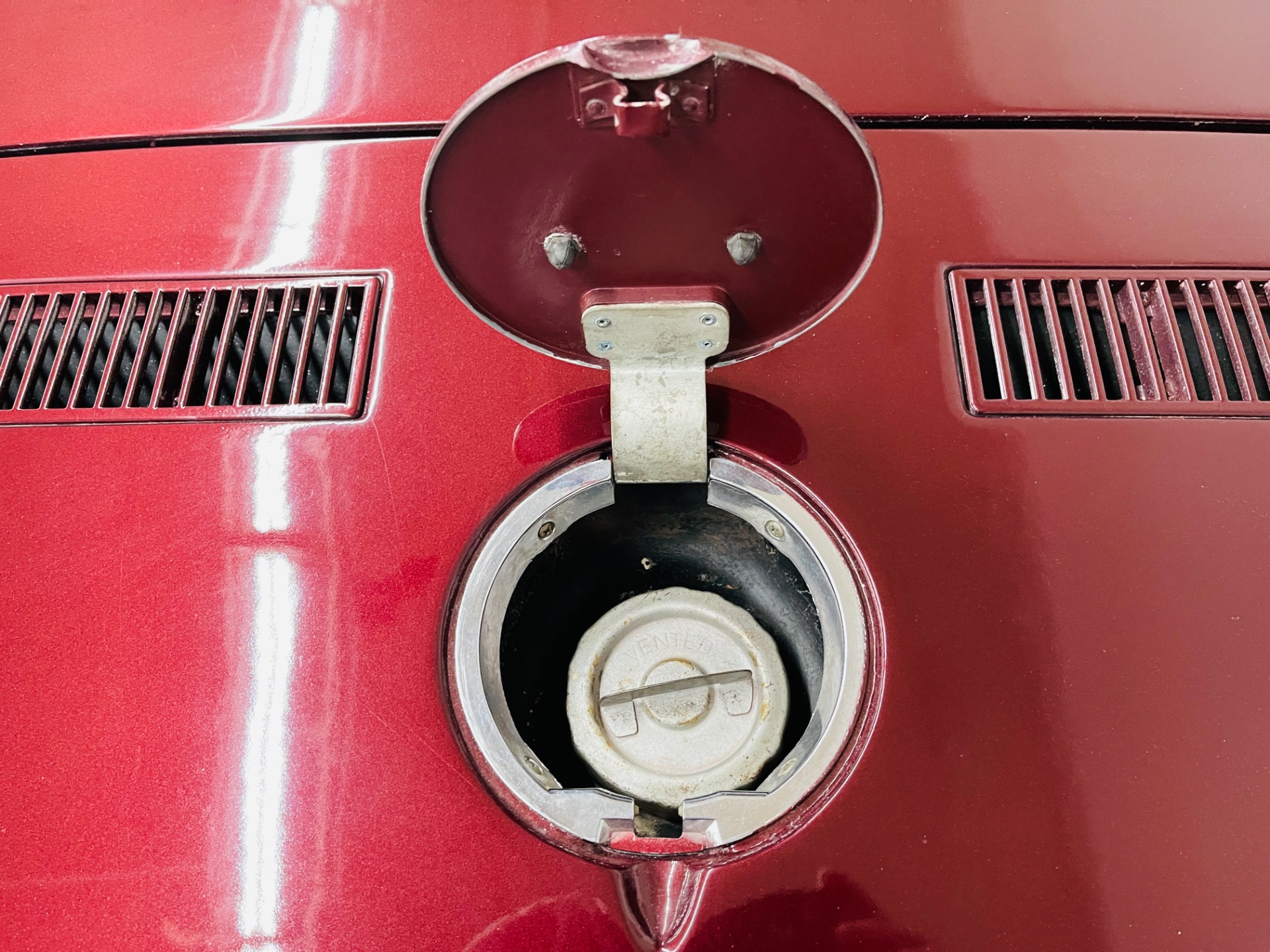 Used 1968 Chevrolet Corvette - 390 HP NUMBERS MATCHING ENGINE - 4 SPEED MANUAL - SEE VIDEO | St. Petersburg, FL
