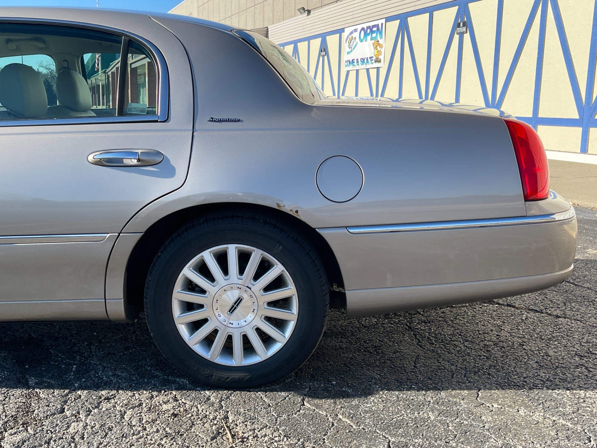Used 2003 Lincoln Town Car Signature - SEE VIDEO | St. Petersburg, FL