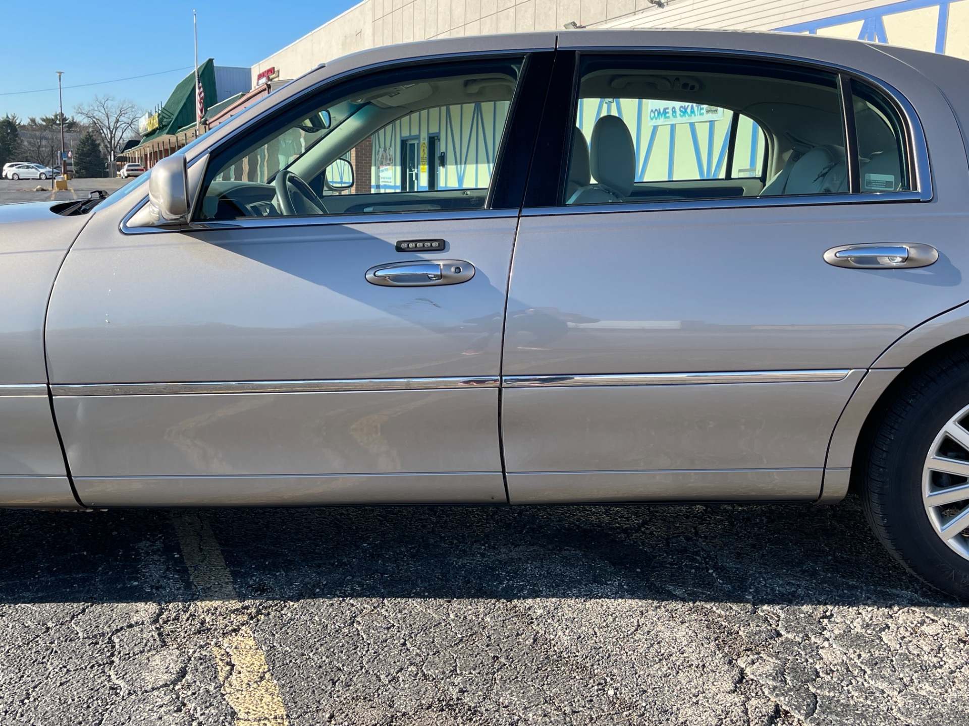 Used 2003 Lincoln Town Car Signature - SEE VIDEO | St. Petersburg, FL