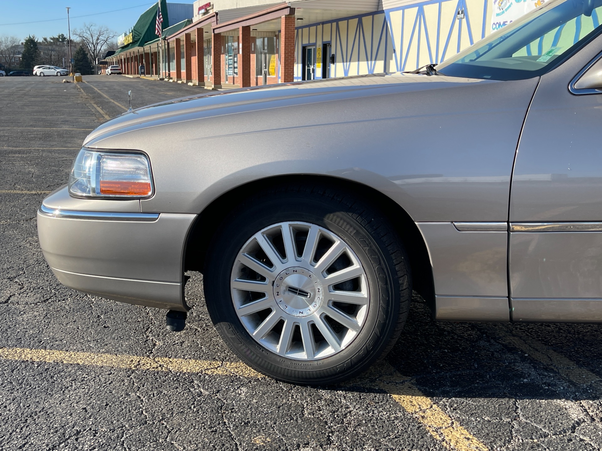 Used 2003 Lincoln Town Car Signature - SEE VIDEO | St. Petersburg, FL