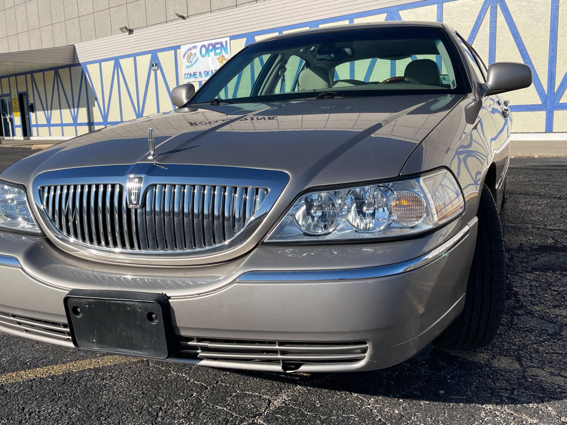 Used 2003 Lincoln Town Car Signature - SEE VIDEO | St. Petersburg, FL