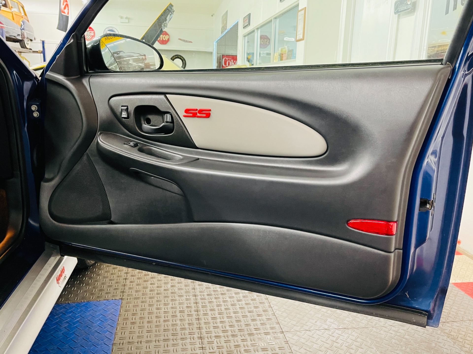 Used 2003 Chevrolet Monte Carlo - SUPER SPORT - JEFF GORDON EDITION - LOW MILES - SEE VIDEO | St. Petersburg, FL