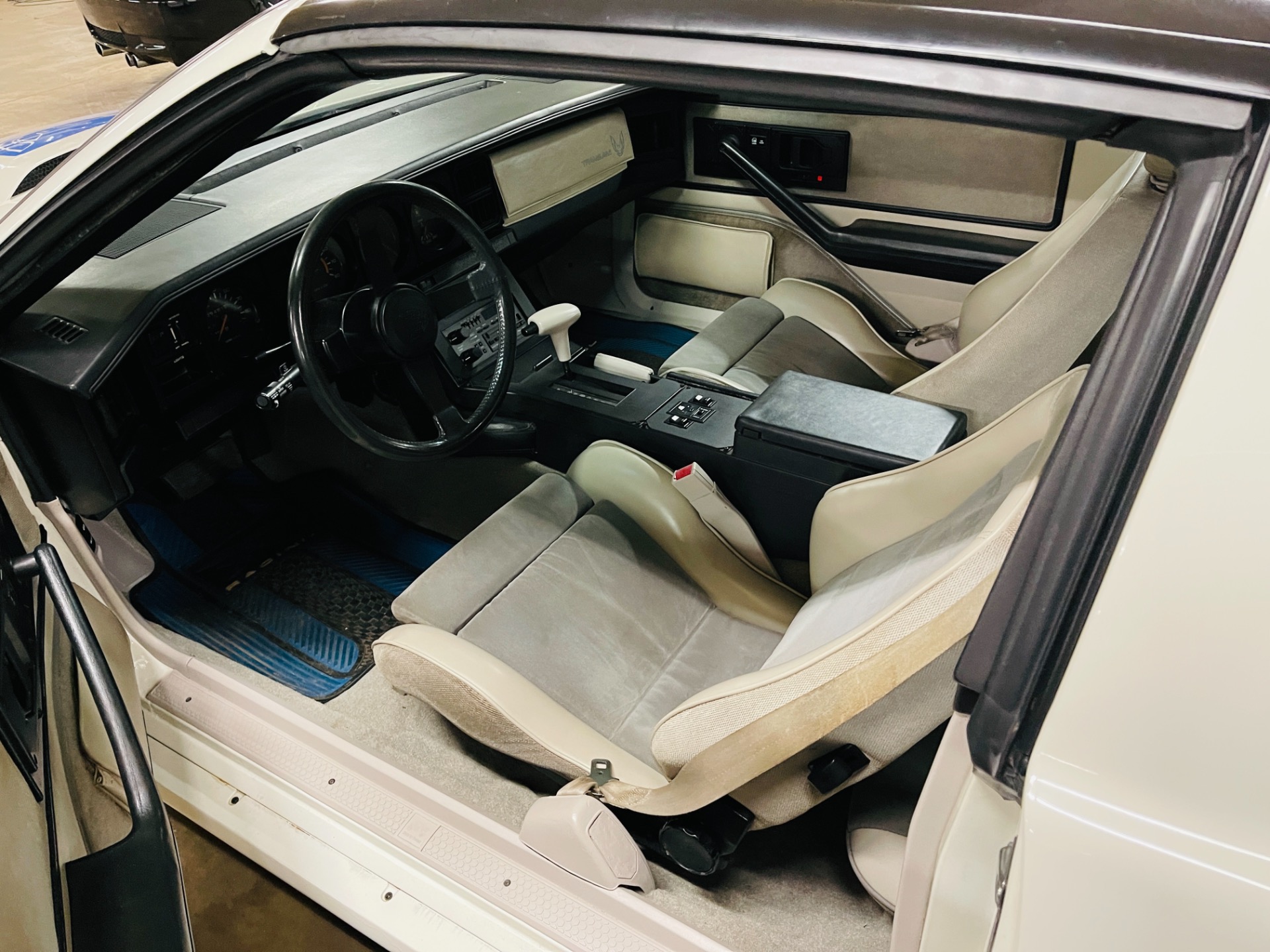 Used 1984 Pontiac Trans Am 15th Anniversary - Special Edition - | Mundelein, IL