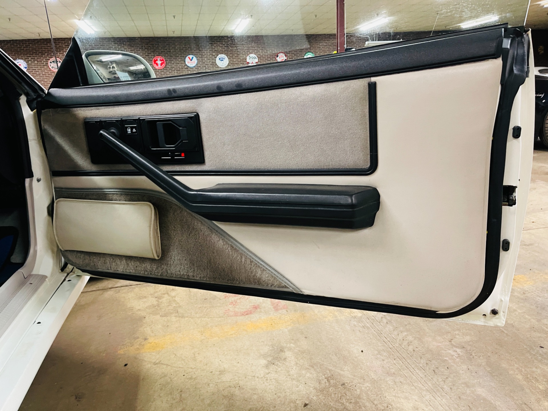 Used 1984 Pontiac Trans Am 15th Anniversary - Special Edition - | Mundelein, IL