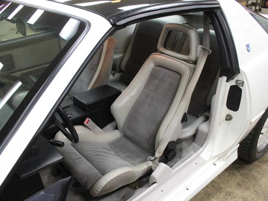 Used 1984 Pontiac Trans Am 15th Anniversary - Special Edition - | Mundelein, IL
